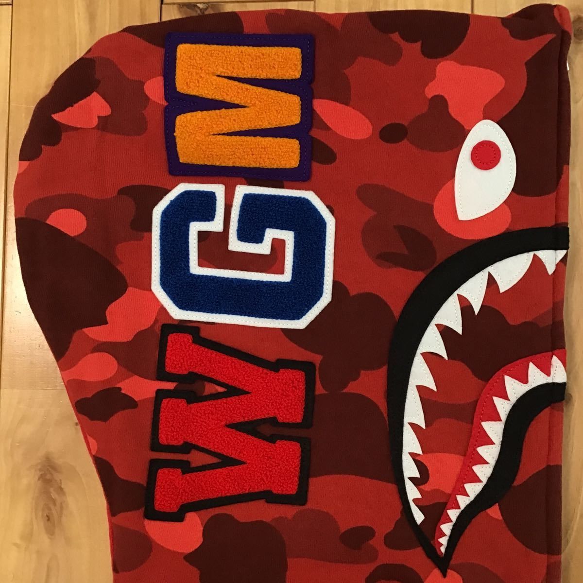 Bape BAPE red × red camo Shark full zip hoodie Size US M / EU 48-50 / 2 - 3 Thumbnail
