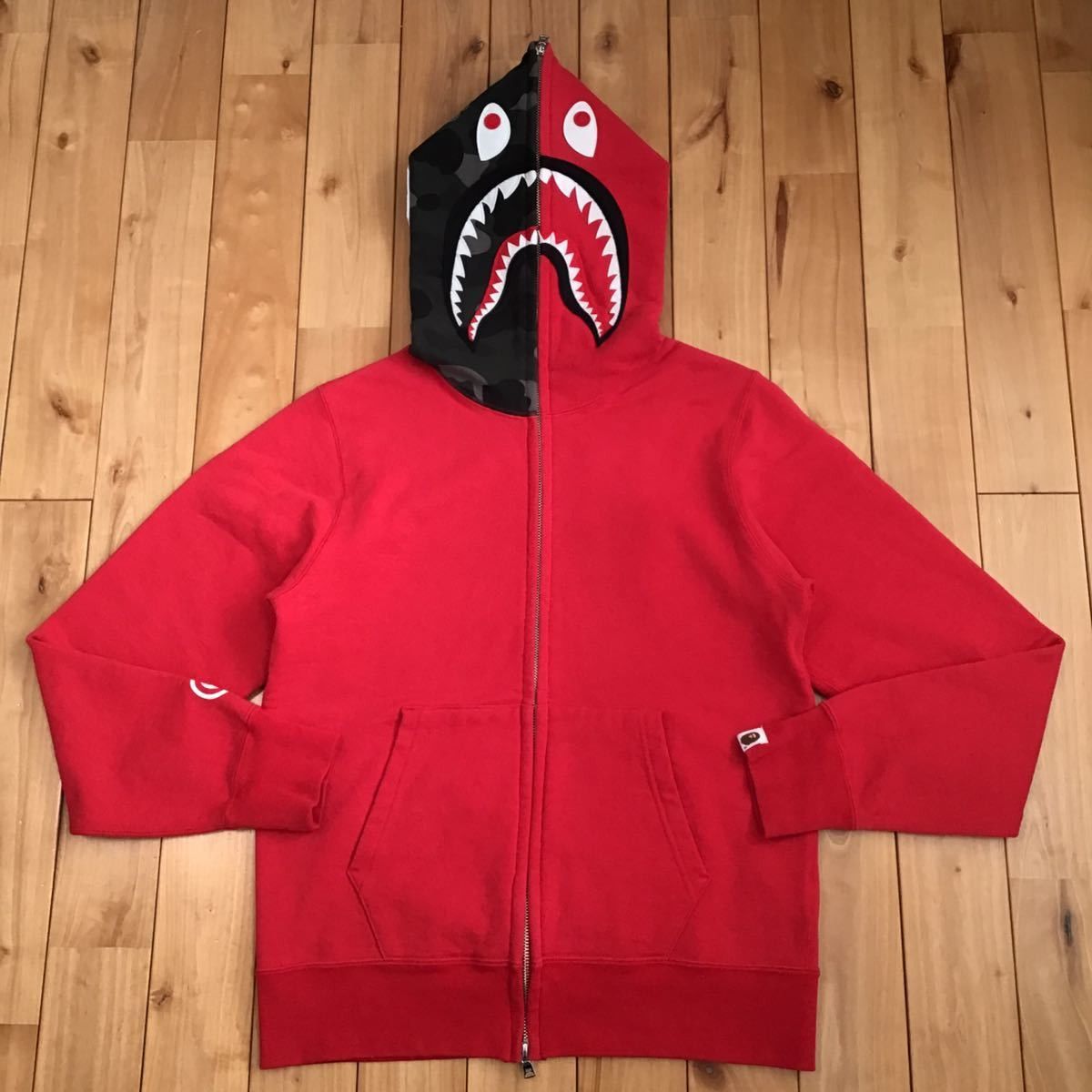 Bape BAPE Shark full zip hoodie black camo x red Size US M / EU 48-50 / 2 - 1 Thumbnail