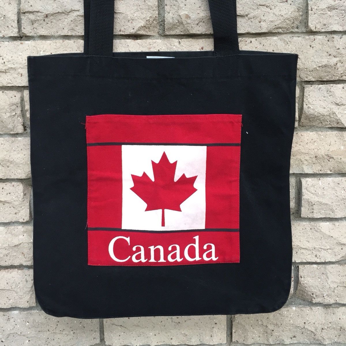 Vintage 90's CANADA tote.. Canada flag design. made in canada Size ONE SIZE - 2 Thumbnail