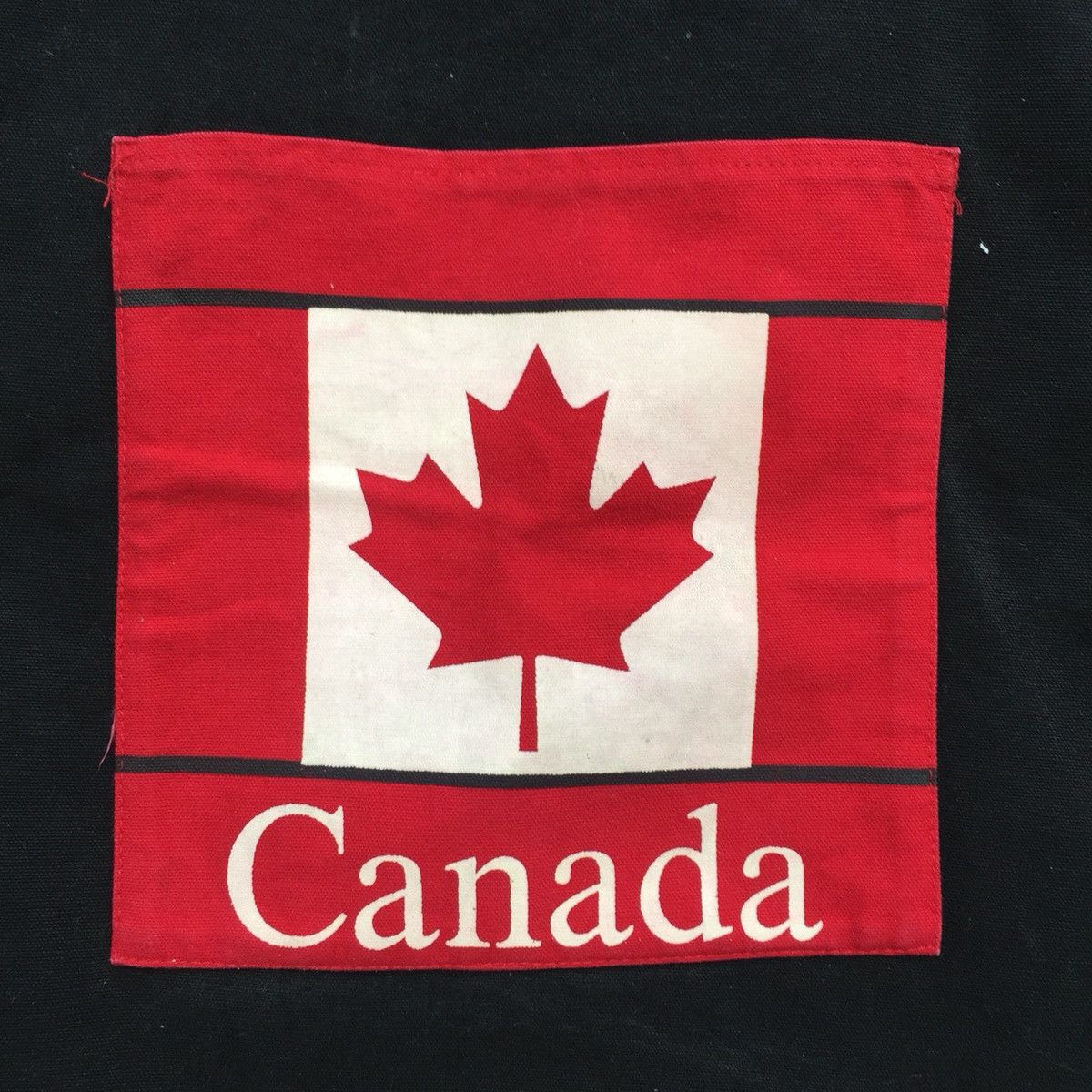 Vintage 90's CANADA tote.. Canada flag design. made in canada Size ONE SIZE - 3 Thumbnail