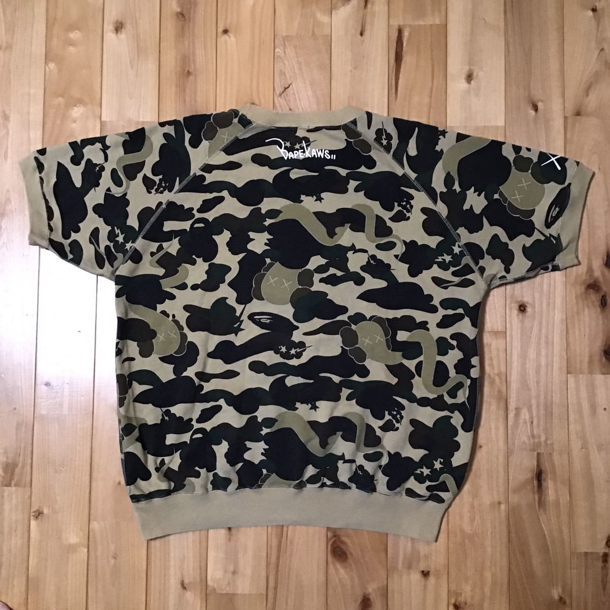 Bape × Kaws BAPE × kaws bendy Short sleeve sweatshirt 1st camo yellow Size US M / EU 48-50 / 2 - 4 Thumbnail
