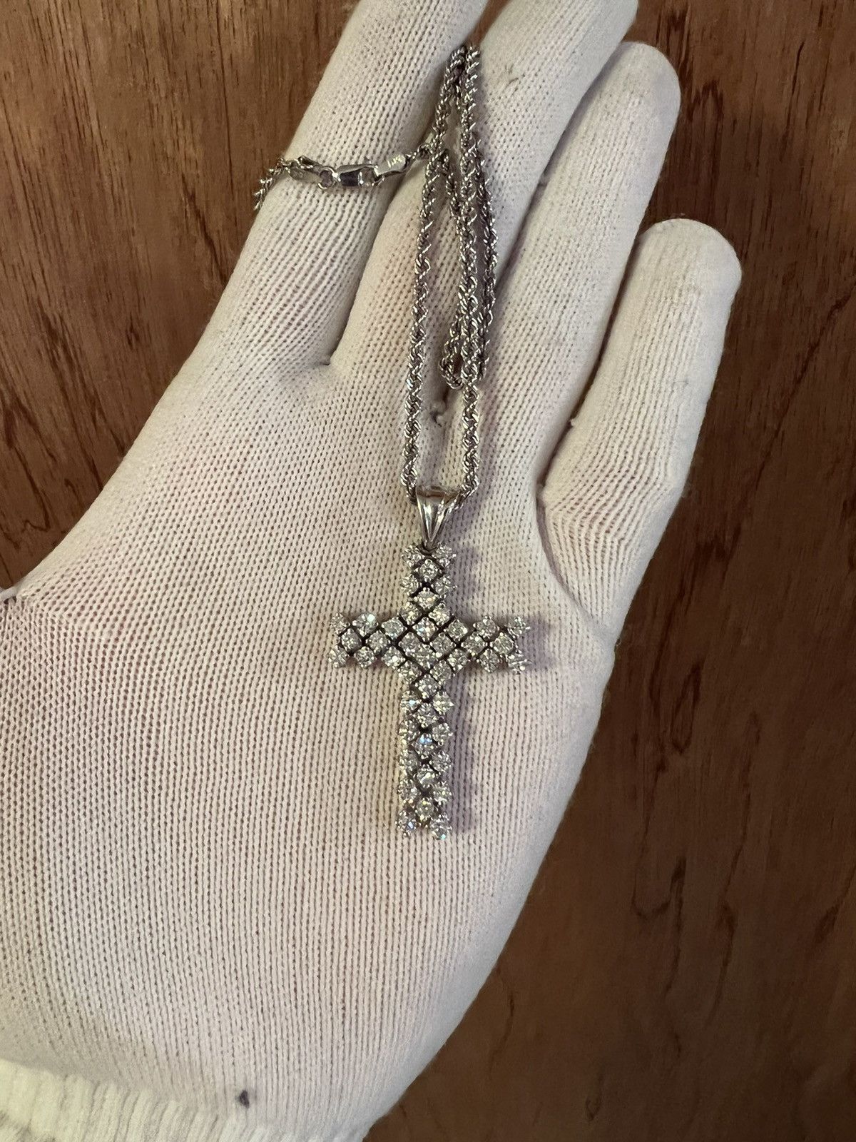 Other 14kt gold diamond pendent and chain! Size ONE SIZE - 1 Thumbnail