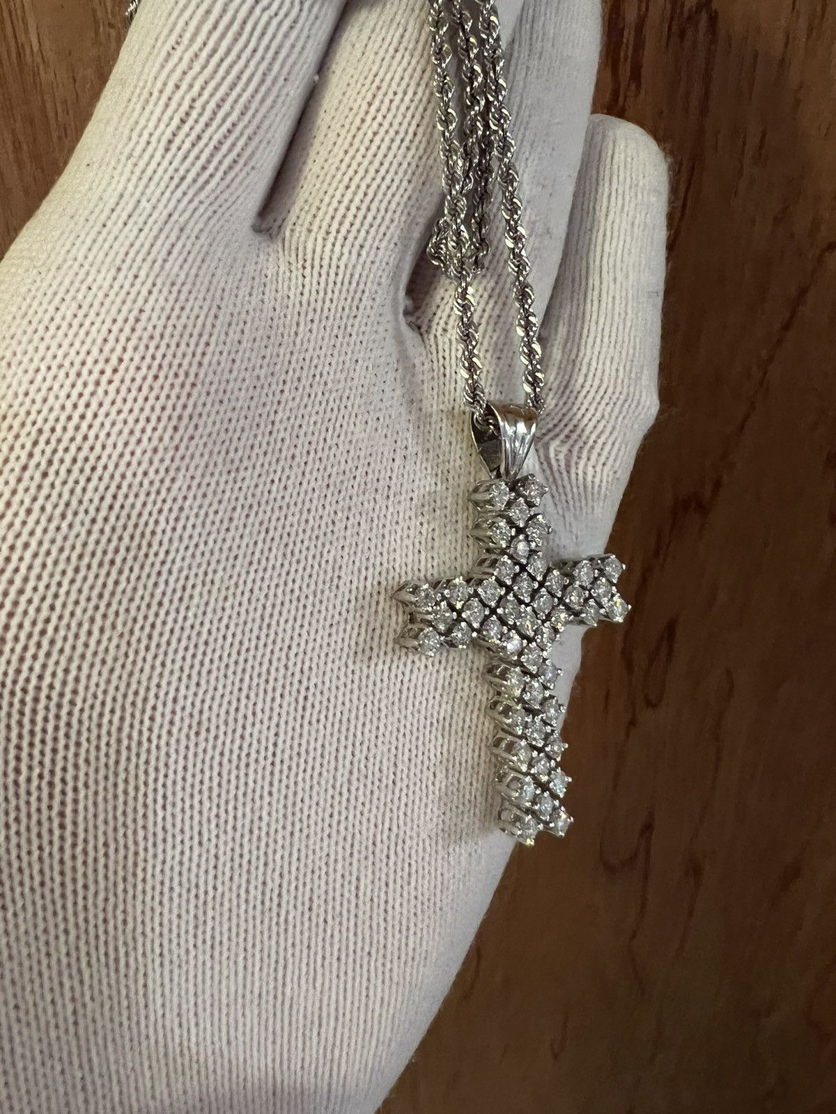 Other 14kt gold diamond pendent and chain! Size ONE SIZE - 3 Thumbnail