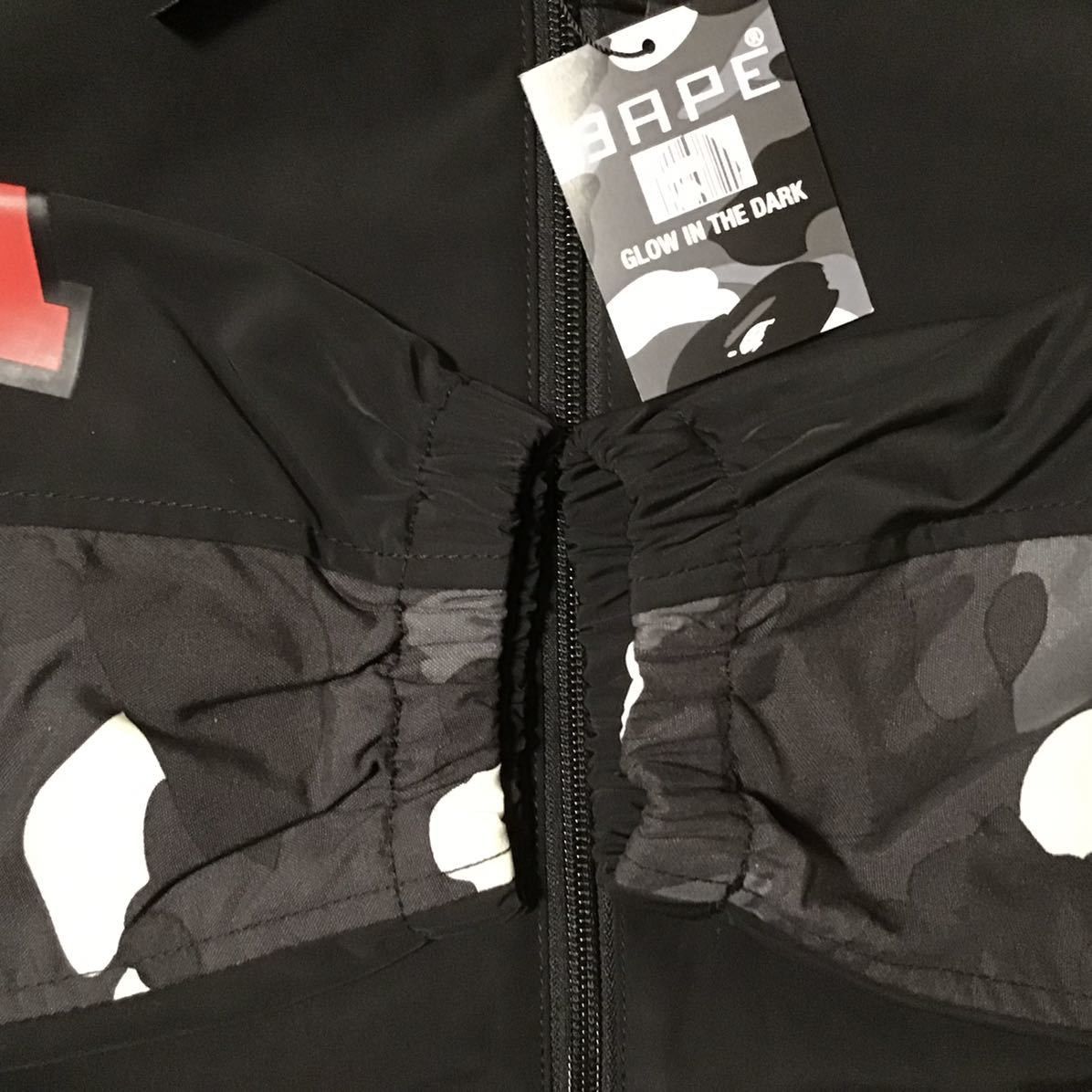 Bape 💫glow in the dark💫 city camo shark zip hoodie jacket BAPE Size US M / EU 48-50 / 2 - 7 Thumbnail