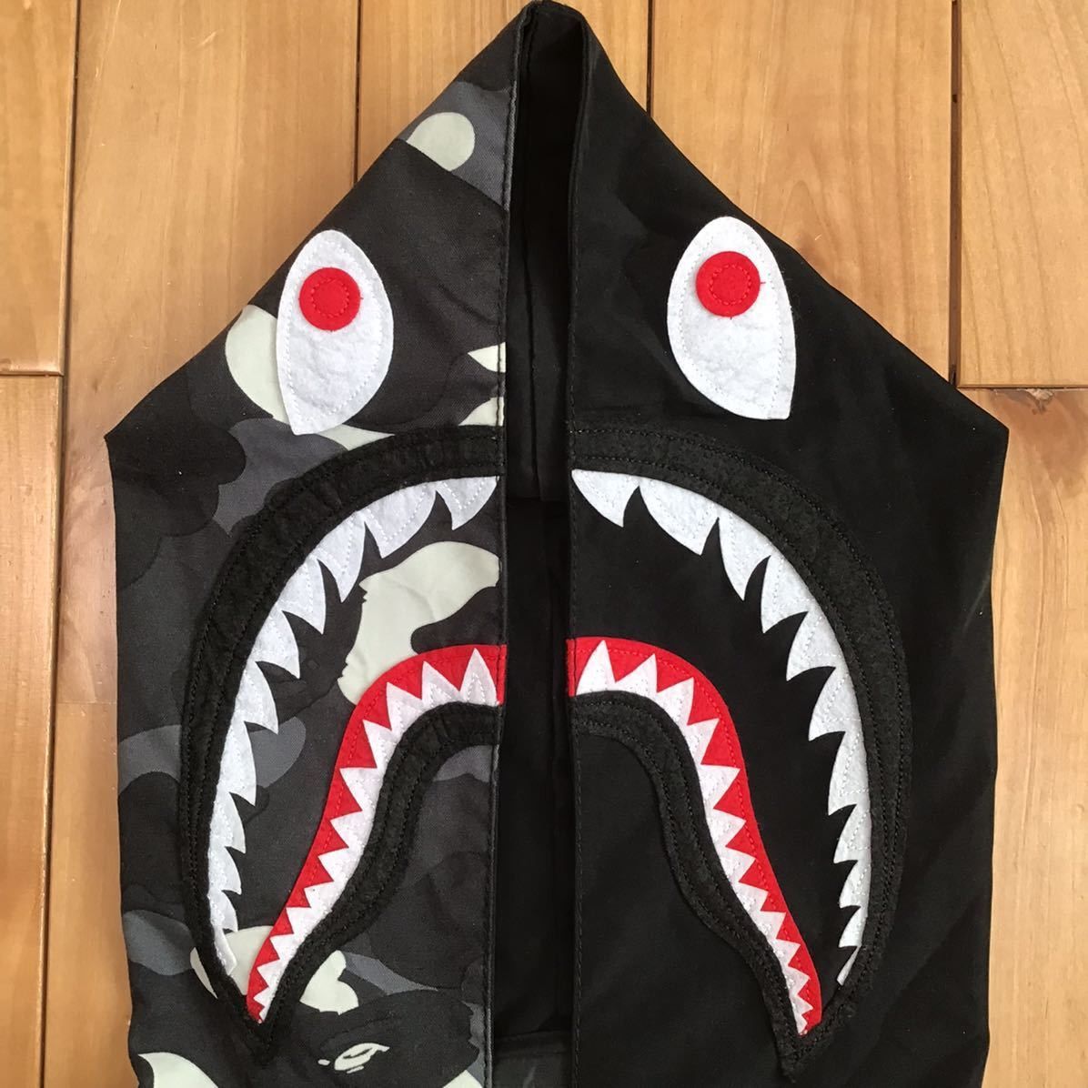 Bape 💫glow in the dark💫 city camo shark zip hoodie jacket BAPE Size US M / EU 48-50 / 2 - 3 Thumbnail