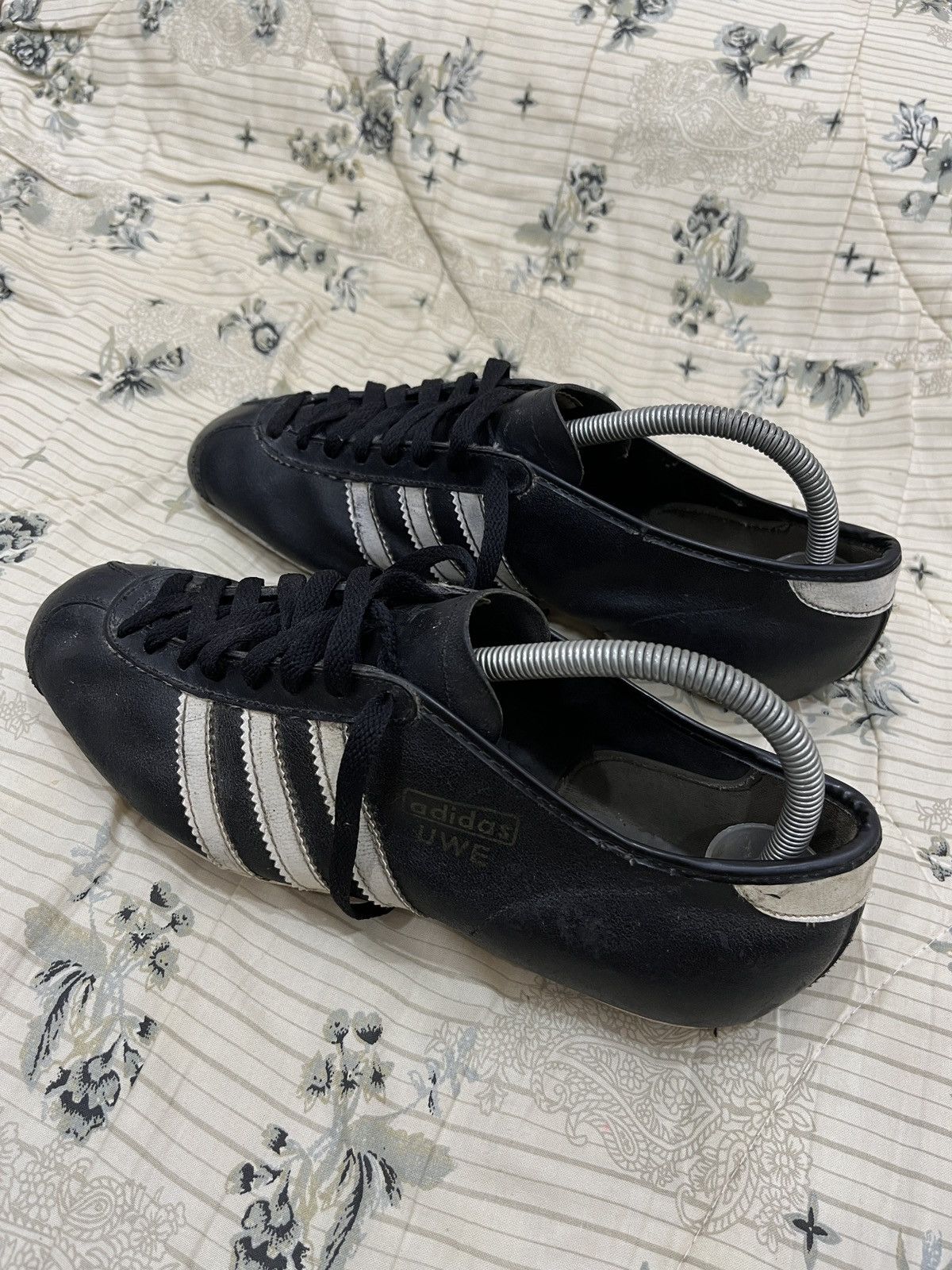 Adidas VINTAGE ADIDAS UWE SOCCER BOOTS / SHOES Size US 7.5 / EU 40-41 - 3 Thumbnail