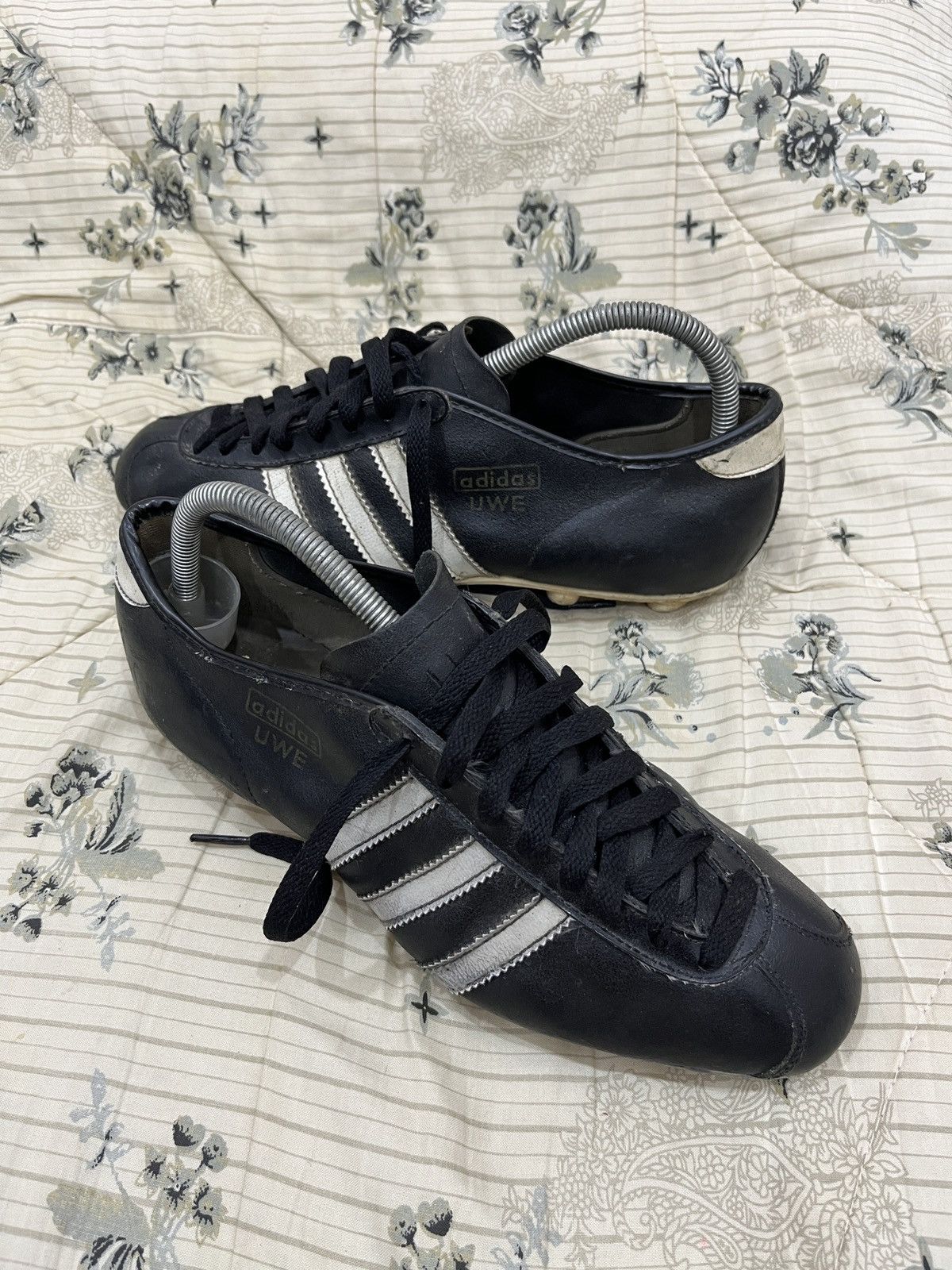 Adidas VINTAGE ADIDAS UWE SOCCER BOOTS / SHOES Size US 7.5 / EU 40-41 - 1 Thumbnail