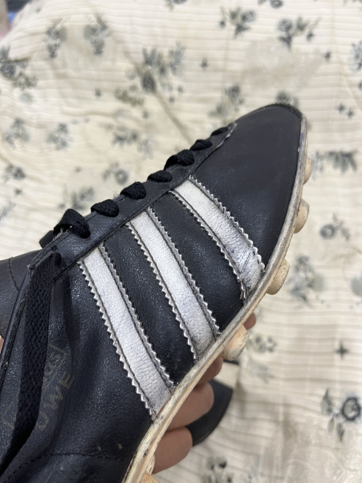 Adidas VINTAGE ADIDAS UWE SOCCER BOOTS / SHOES Size US 7.5 / EU 40-41 - 9 Thumbnail
