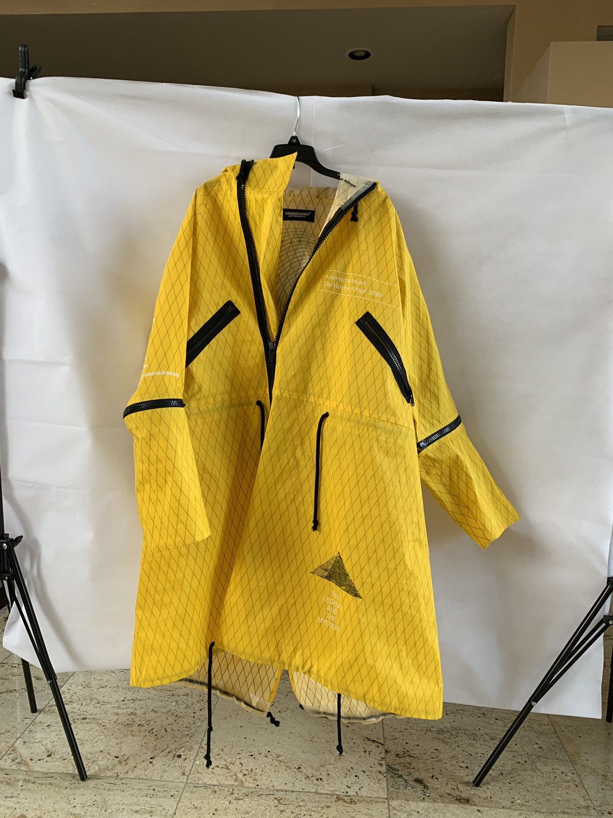 Undercover o1rshd1 SS18 All Access Yellow Parka Size US L / EU 52-54 / 3 - 1 Thumbnail