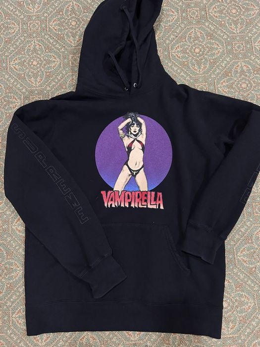 Vampirella hoodie store