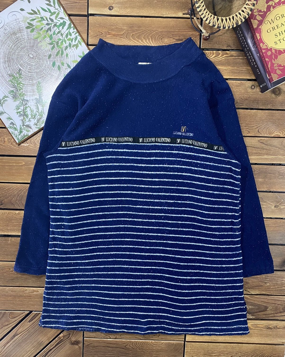 Designer × Valentino × Vintage Vintage Luciano Valentino Stripes Small Logo Size L Size L / US 10 / IT 46 - 2 Thumbnail