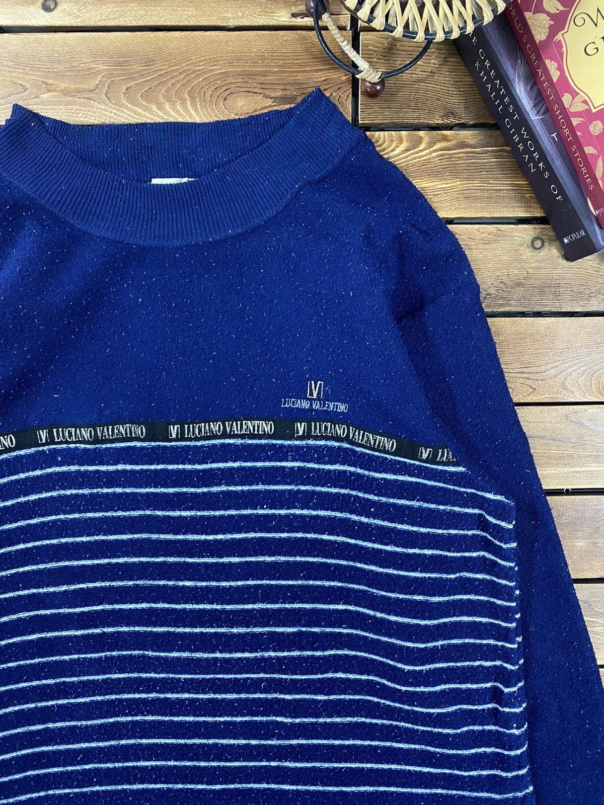 Designer × Valentino × Vintage Vintage Luciano Valentino Stripes Small Logo Size L Size L / US 10 / IT 46 - 5 Thumbnail