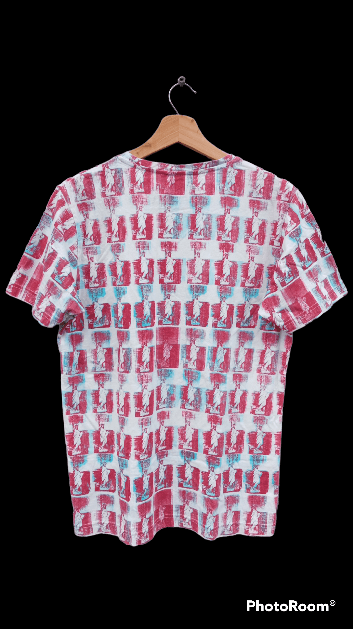 Andy Warhol × Japanese Brand × Uniqlo 🔥🔥UT x Andy Warhol Full Print Statue Of Liberty T-Shirt Size US M / EU 48-50 / 2 - 18 Thumbnail