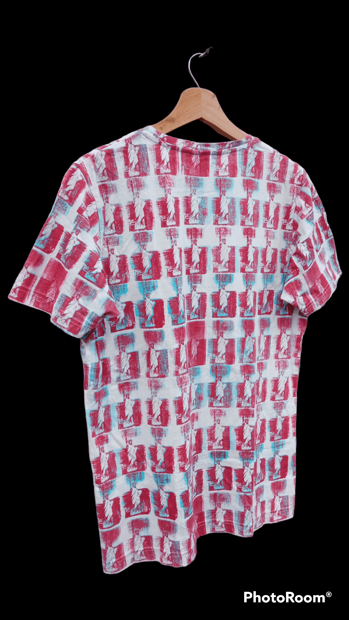 Andy Warhol × Japanese Brand × Uniqlo 🔥🔥UT x Andy Warhol Full Print Statue Of Liberty T-Shirt Size US M / EU 48-50 / 2 - 19 Thumbnail