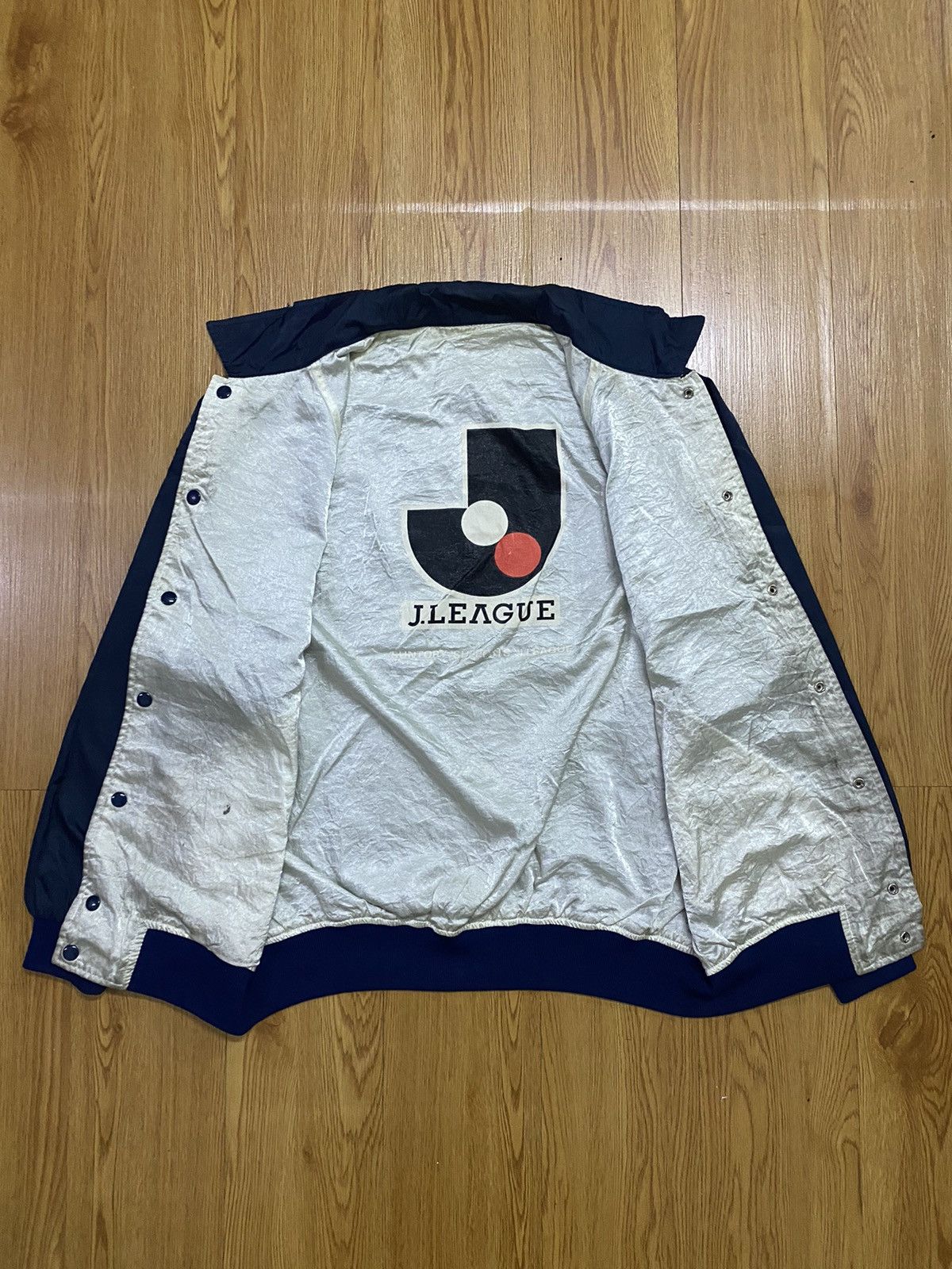 Japanese Brand × Vintage Vintage J League Suntory Reversible Jacket Size US M / EU 48-50 / 2 - 5 Thumbnail