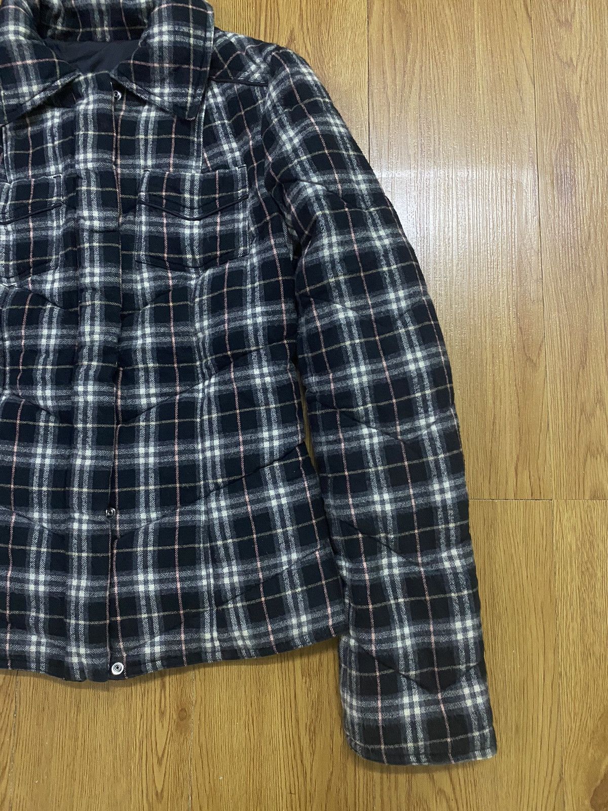 Burberry × Vintage Burberry Blue Label Reversible Nova Check puffer Jacket Size XS / US 0-2 / IT 36-38 - 4 Thumbnail