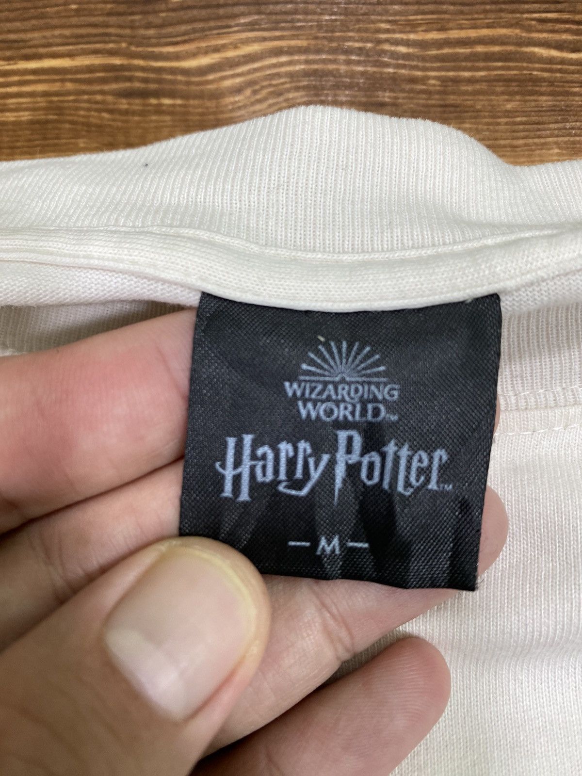 Vintage Vintage Harry Potter Let The Magic Begin Size M Size US M / EU 48-50 / 2 - 9 Thumbnail