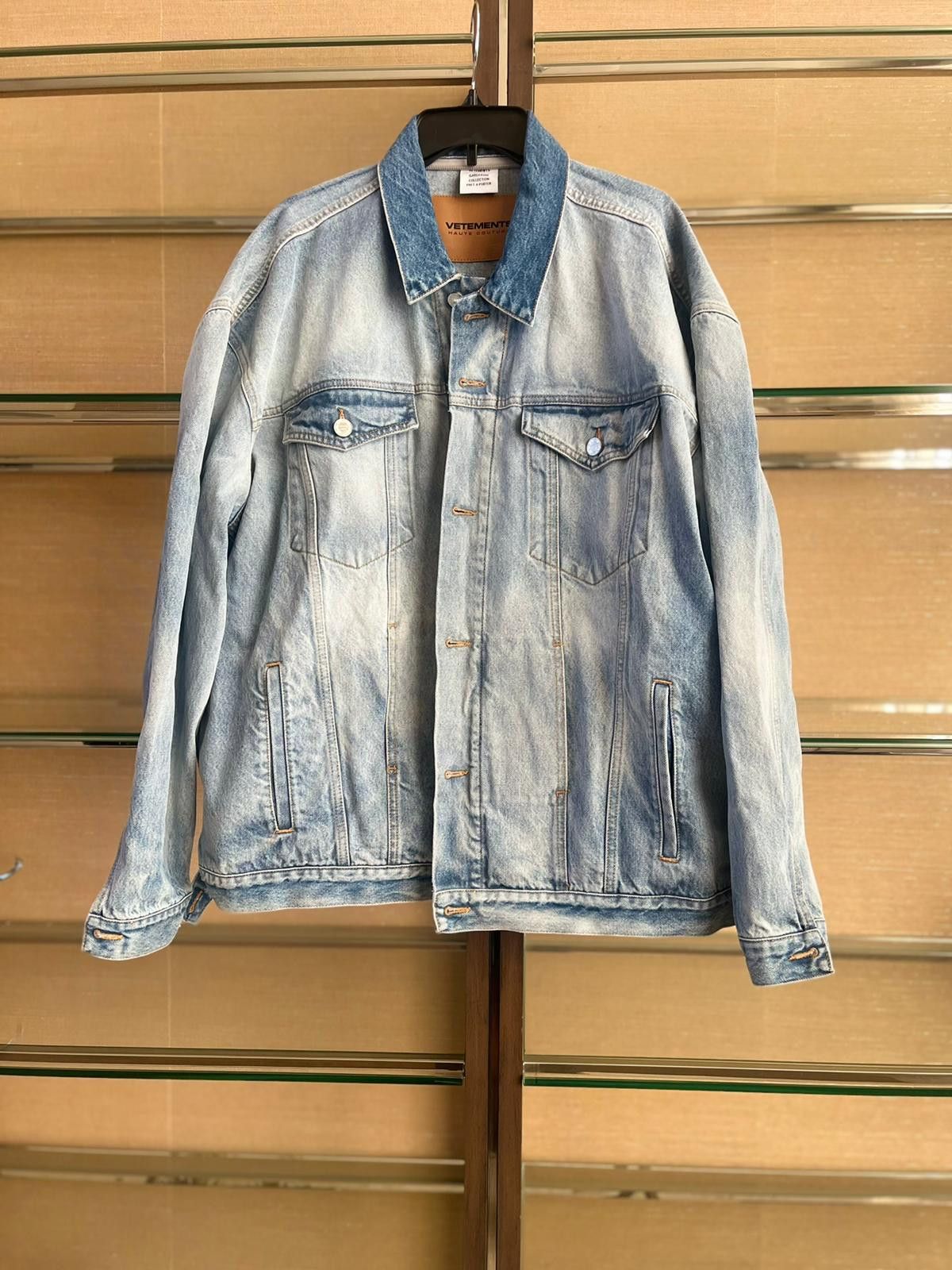 Vetements Oversized Denim Jacket in Light Blue Size US M / EU 48-50 / 2 - 1 Thumbnail