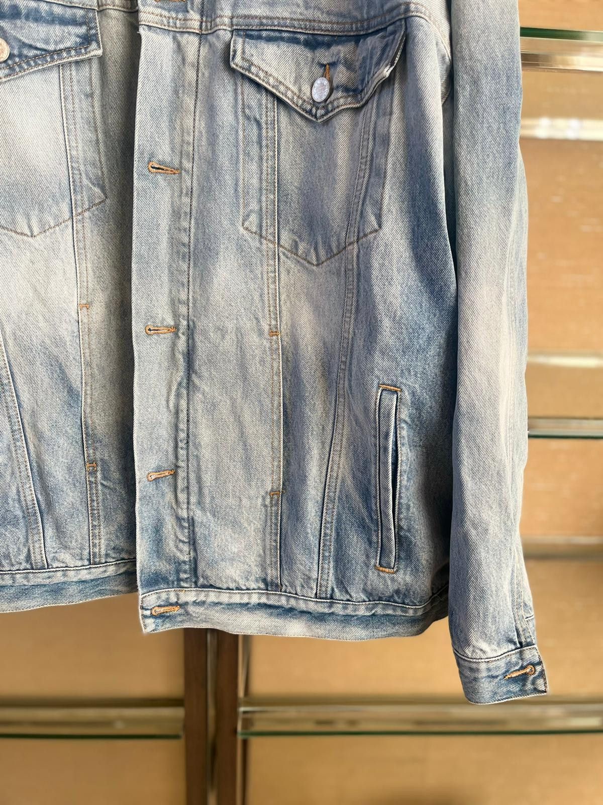 Vetements Oversized Denim Jacket in Light Blue Size US M / EU 48-50 / 2 - 3 Thumbnail