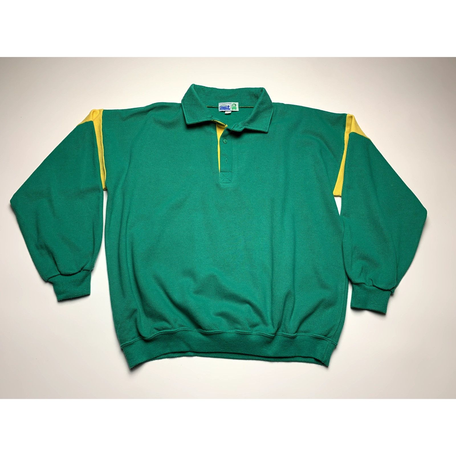 Vintage Vintage Green Sweatshirt Pierre Barthes Inuit Made in France Size US L / EU 52-54 / 3 - 1 Thumbnail