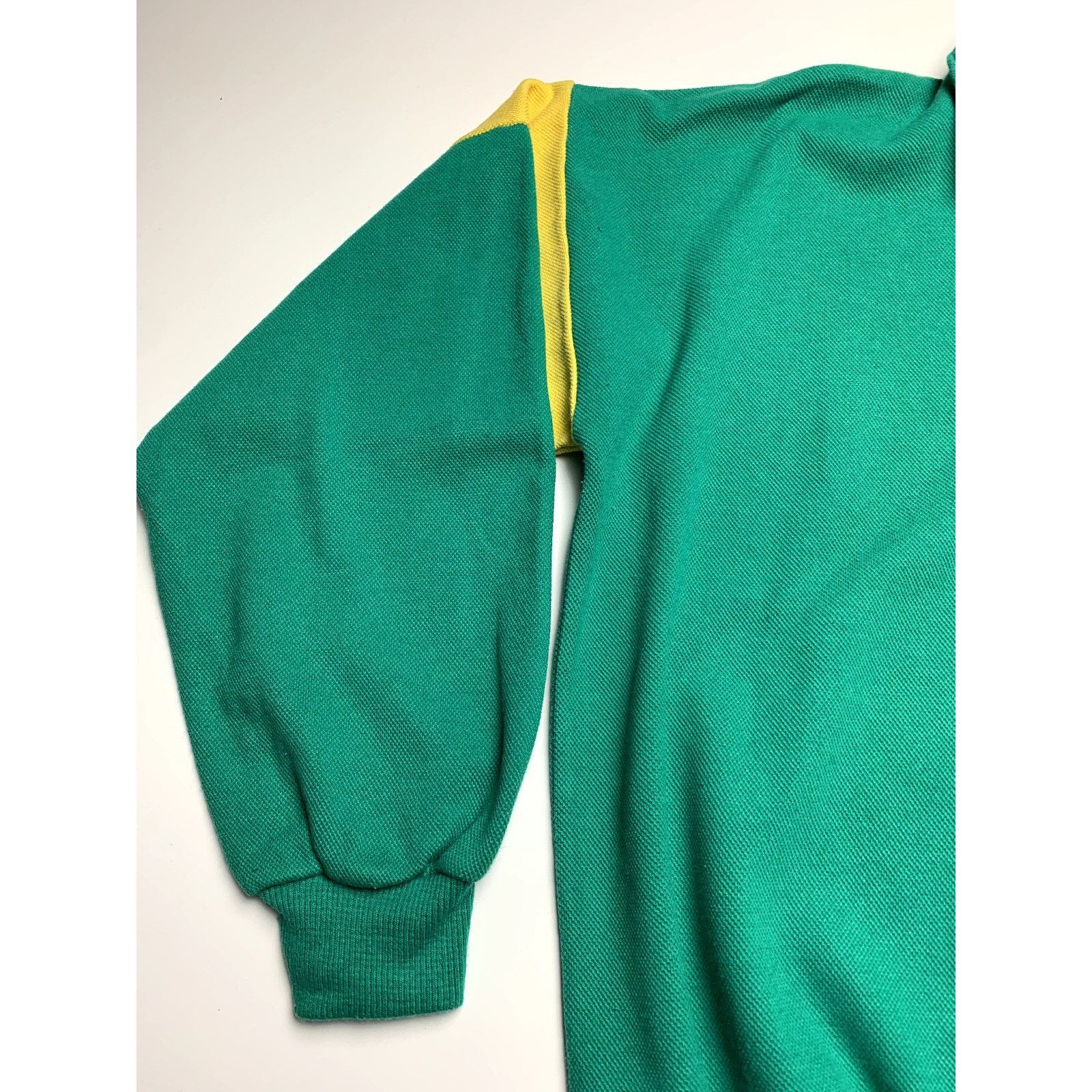Vintage Vintage Green Sweatshirt Pierre Barthes Inuit Made in France Size US L / EU 52-54 / 3 - 5 Thumbnail
