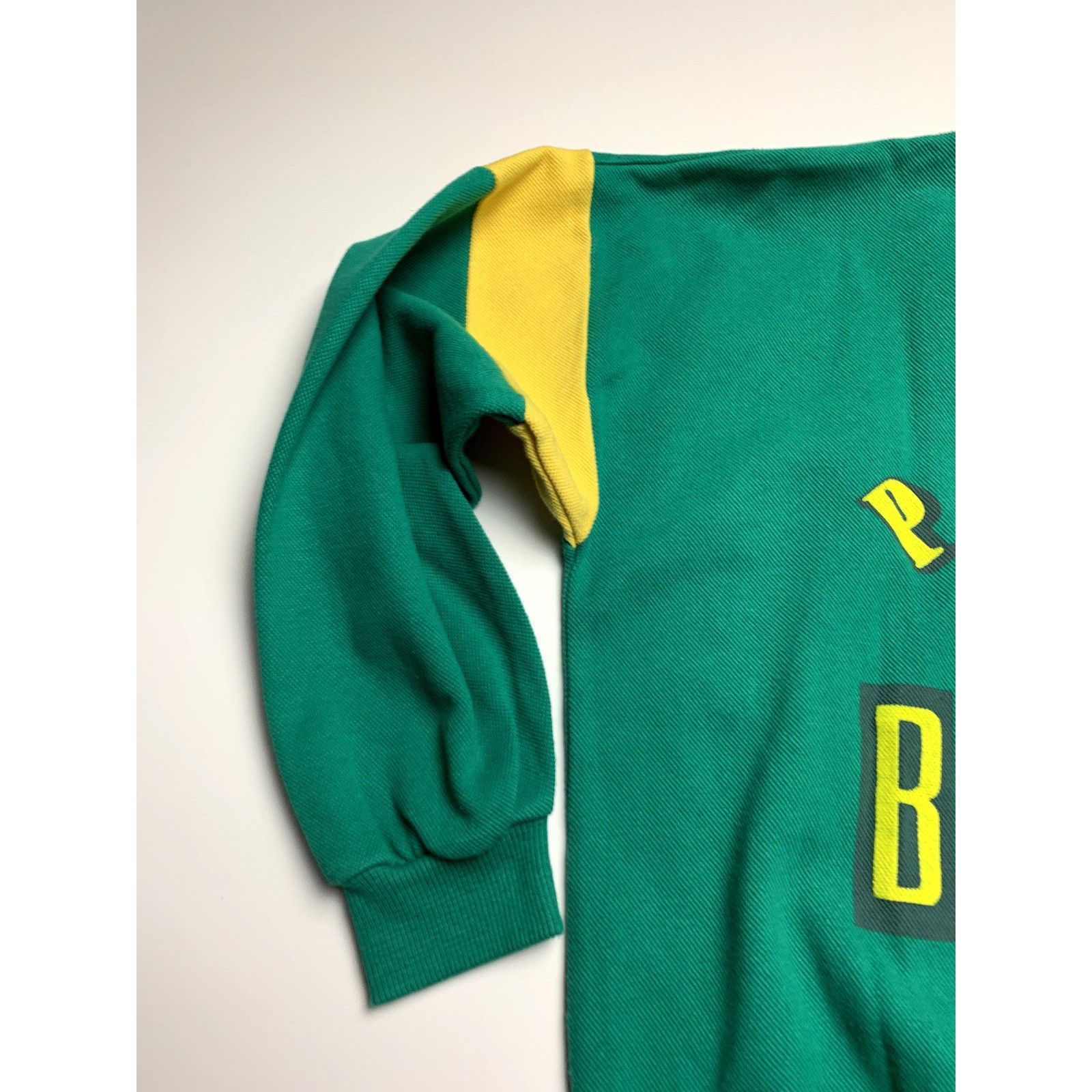 Vintage Vintage Green Sweatshirt Pierre Barthes Inuit Made in France Size US L / EU 52-54 / 3 - 12 Thumbnail