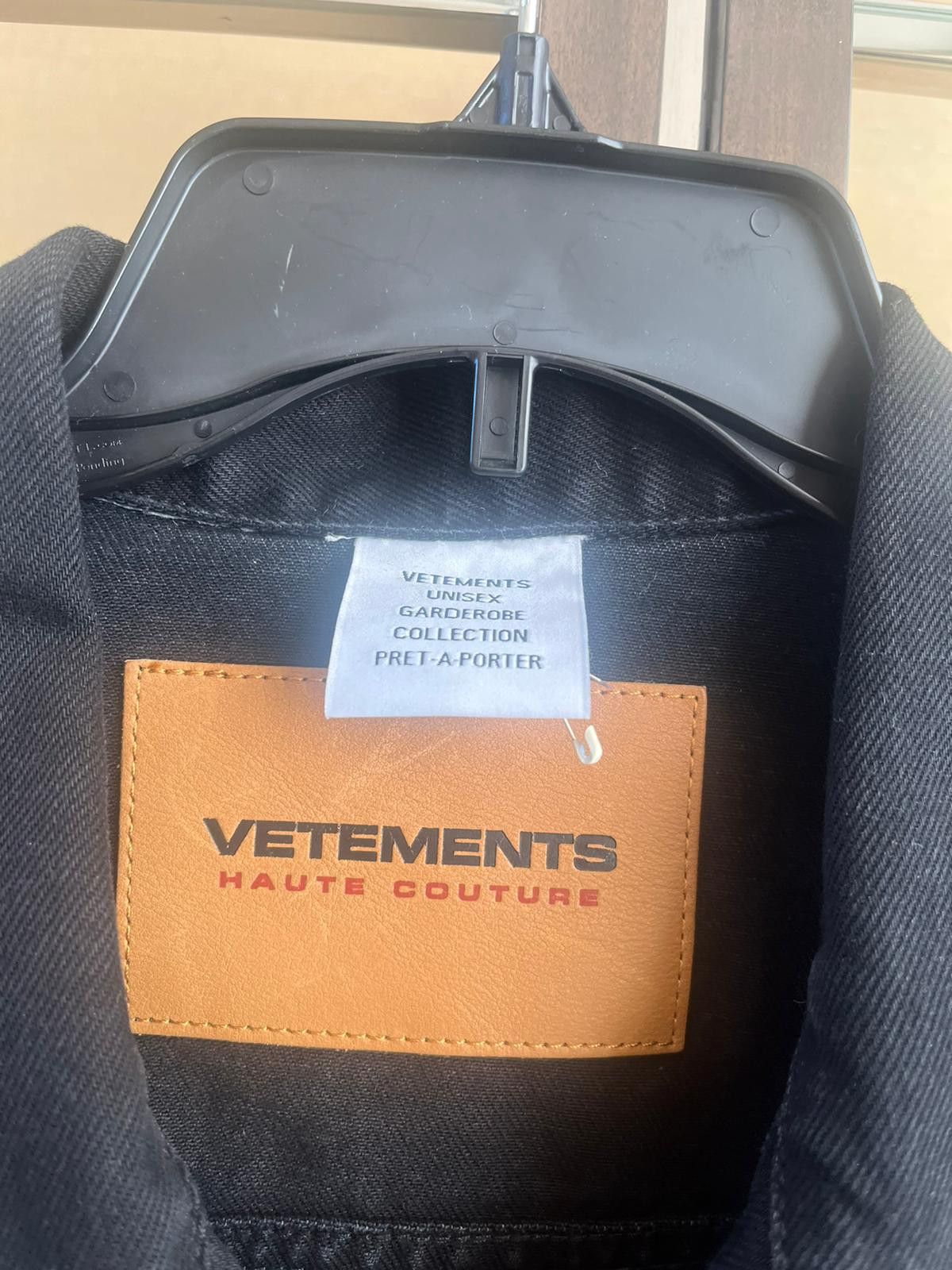 Vetements Oversized Denim Jacket in Black Size US M / EU 48-50 / 2 - 8 Thumbnail