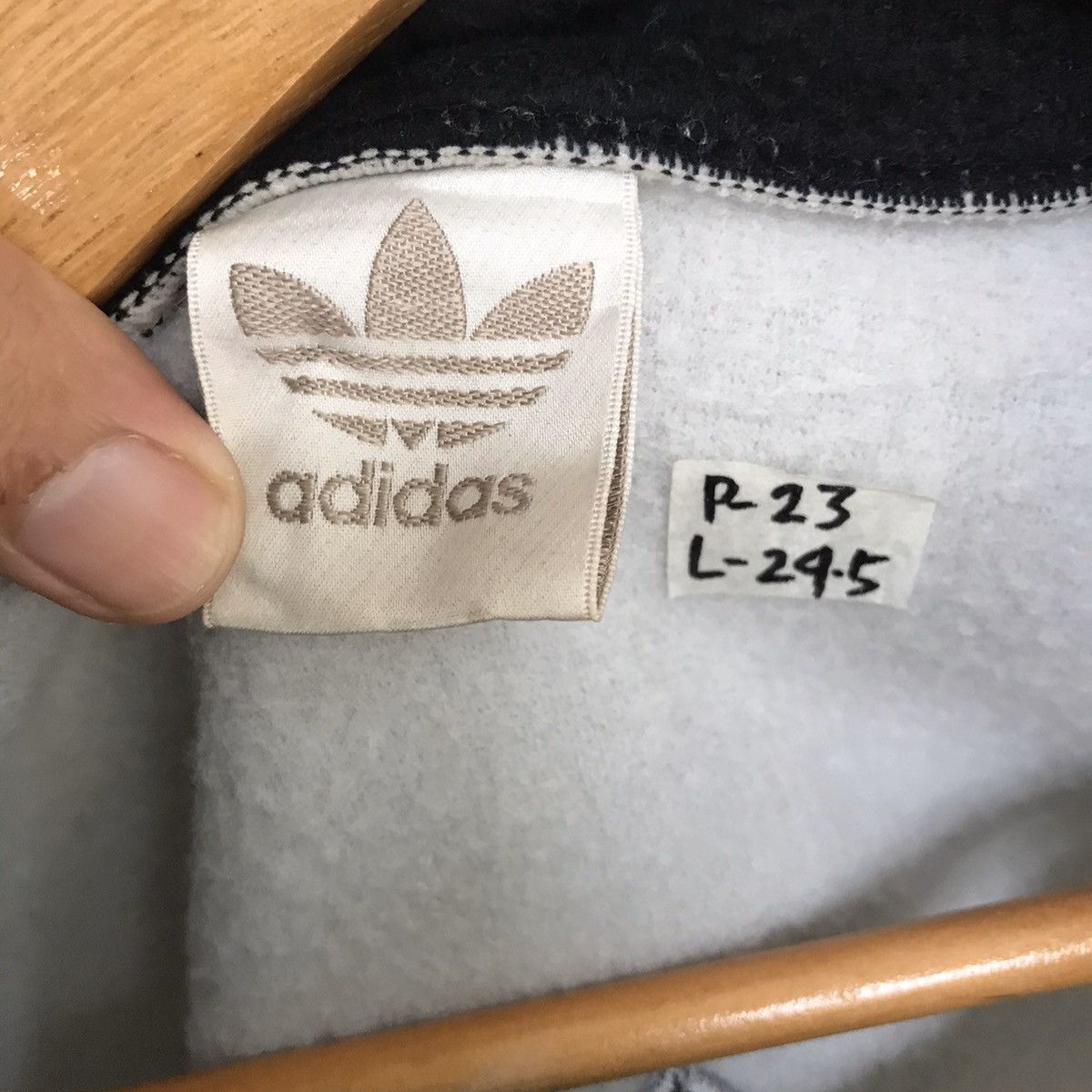 Adidas × Vintage STEALS Vintage 90s ADIDAS trefoil big logo fleece Size US L / EU 52-54 / 3 - 8 Thumbnail