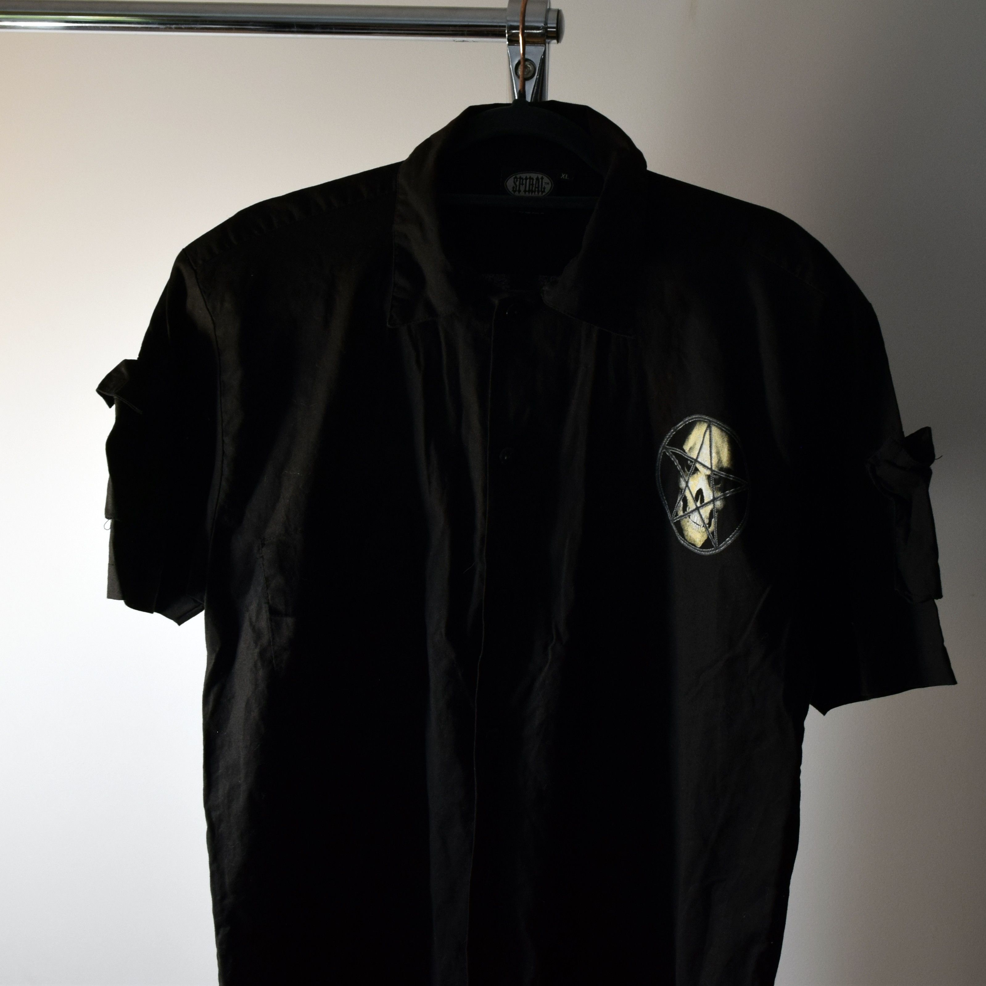 Band Tees Vintage Rock T-Shirt Skull Spiral Pentagram Gothic SHIRT XL Size US XL / EU 56 / 4 - 6 Thumbnail