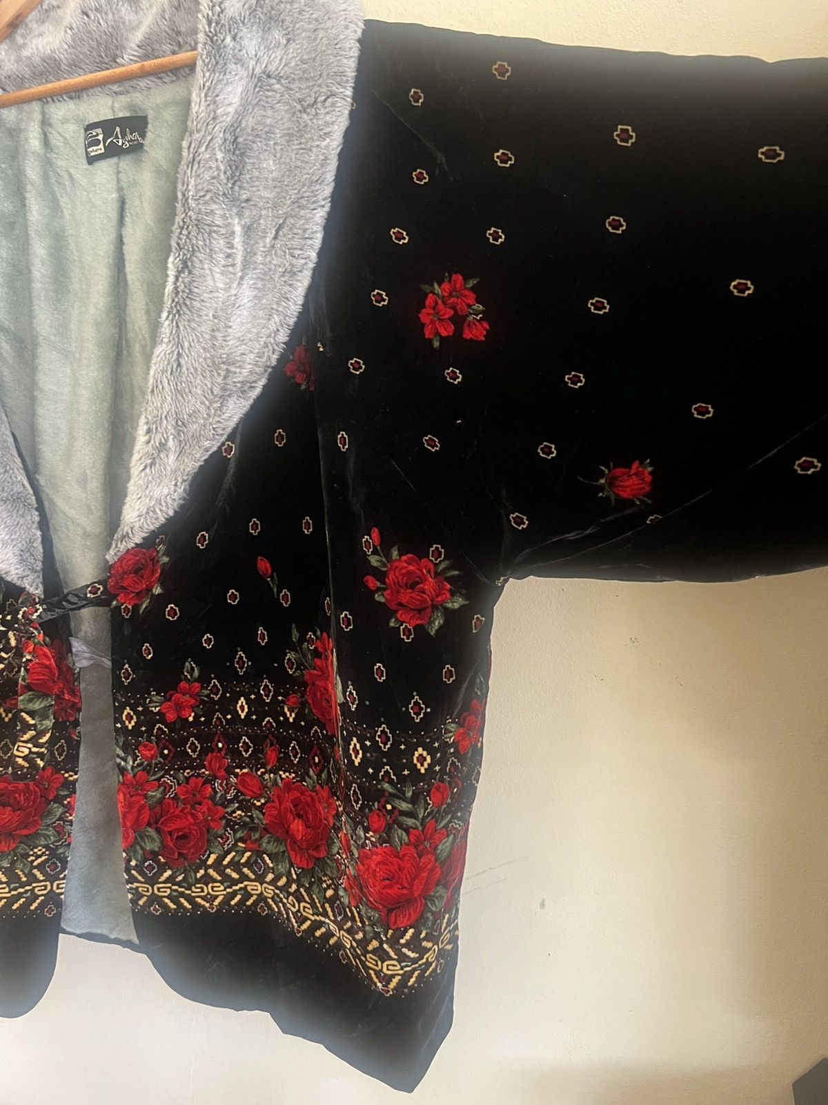 Japanese Brand × Vintage Vintage kimono Agehara Velvet Flower Size US XL / EU 56 / 4 - 4 Thumbnail
