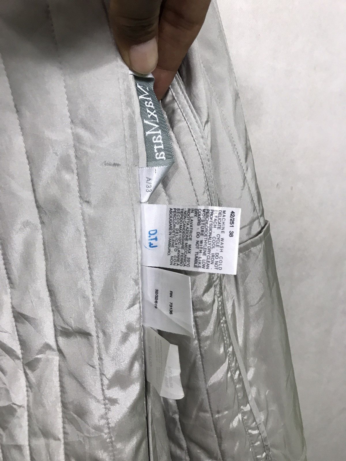 Max Mara Max mara quilted jacket made in italy Size ONE SIZE - 10 Thumbnail