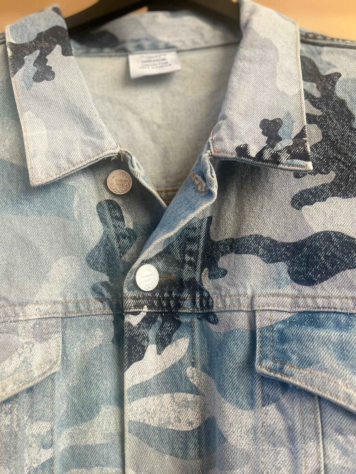 Vetements Oversized Denim Jacket in Grey Camo Size US M / EU 48-50 / 2 - 9 Thumbnail