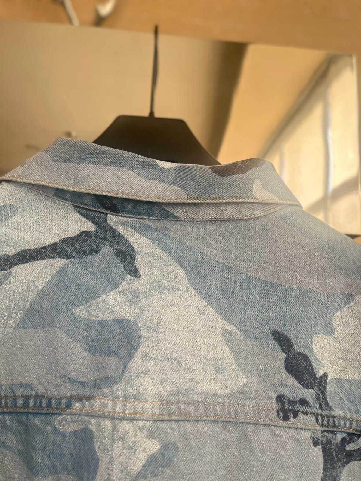 Vetements Oversized Denim Jacket in Grey Camo Size US M / EU 48-50 / 2 - 19 Thumbnail