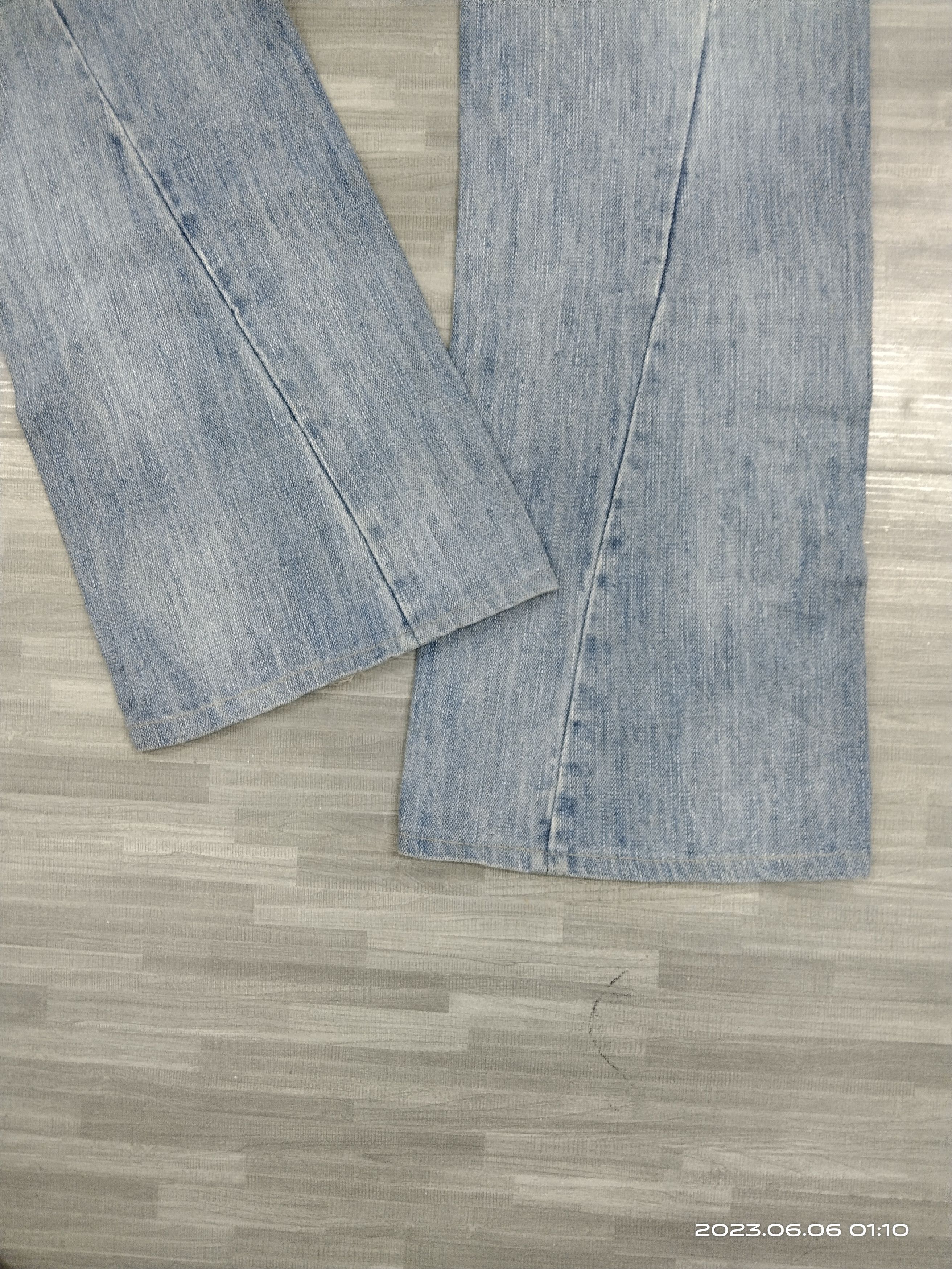 Japanese Brand FLARE TWIST DOMINATE DENIM PANTS Size US 29 - 7 Thumbnail