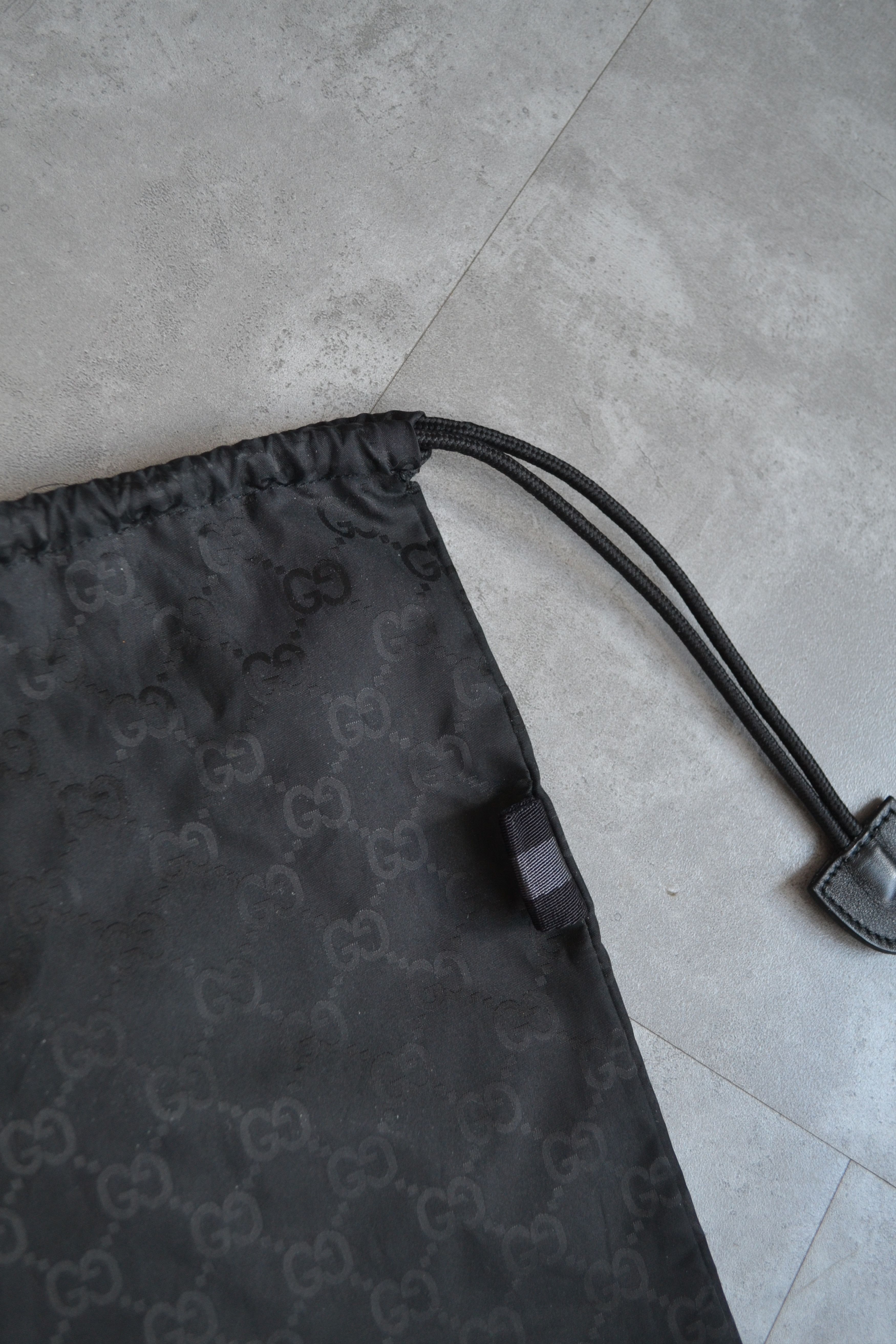 Gucci GUCCI Dust Bag Monogram Drawstring Badge Black Size ONE SIZE - 4 Thumbnail