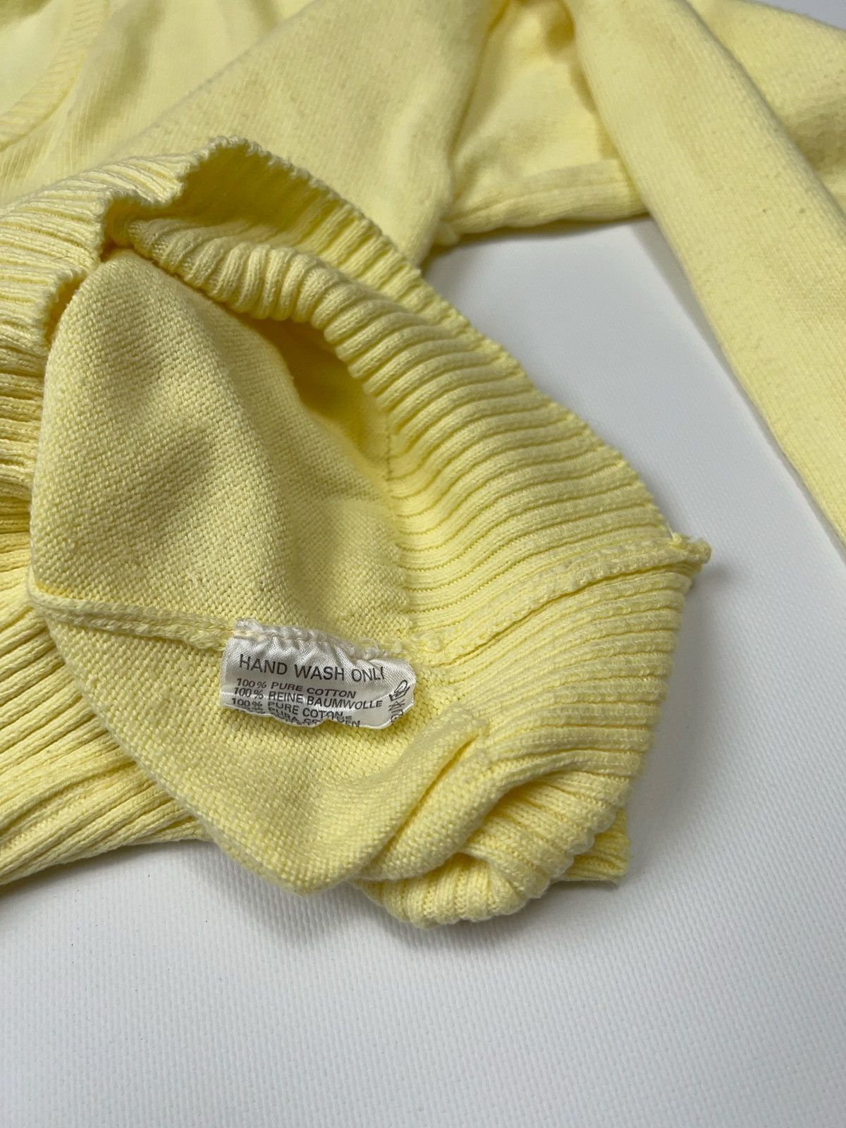 Burberry Burberrys Vintage Small Logo V-neck Sweater London Size US L / EU 52-54 / 3 - 16 Thumbnail