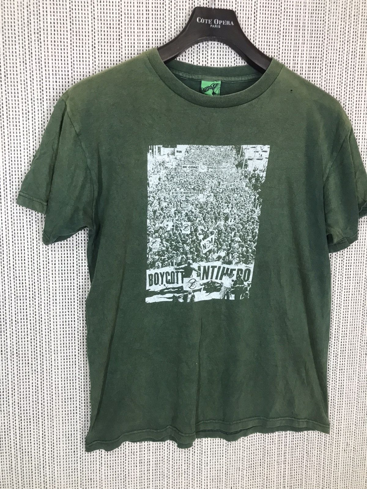 🔥STEALS🔥VINTAGE 90s BOYCOTT ANTIHERO SUNFADED TSHIRT