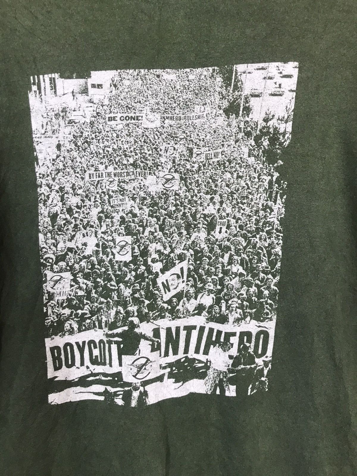 🔥STEALS🔥VINTAGE 90s BOYCOTT ANTIHERO SUNFADED TSHIRT