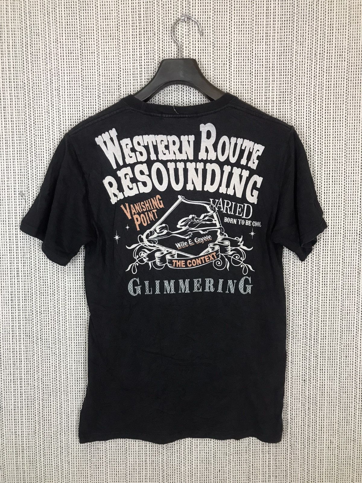 Cartoon Network × Vintage ‼️VINTAGE 90s RESOUNDING LOONEY TUNES SPELLOUT TSHIRT ‼️ Size US M / EU 48-50 / 2 - 2 Thumbnail