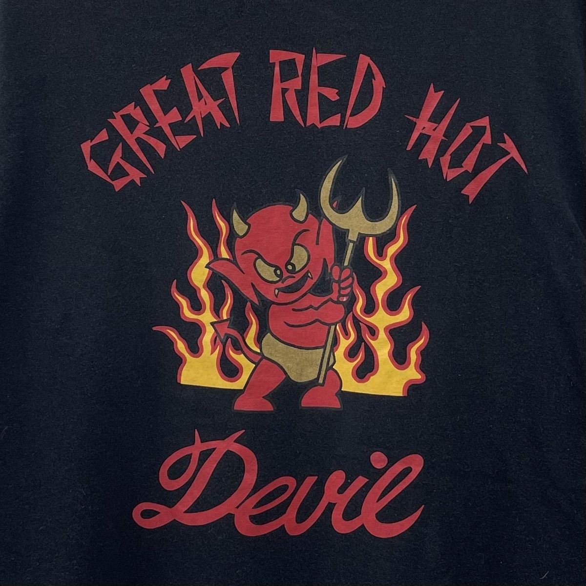 Japanese Brand × Vintage Vintage Great Red Hot Devil Like Horror Style Shirt Size US L / EU 52-54 / 3 - 2 Thumbnail