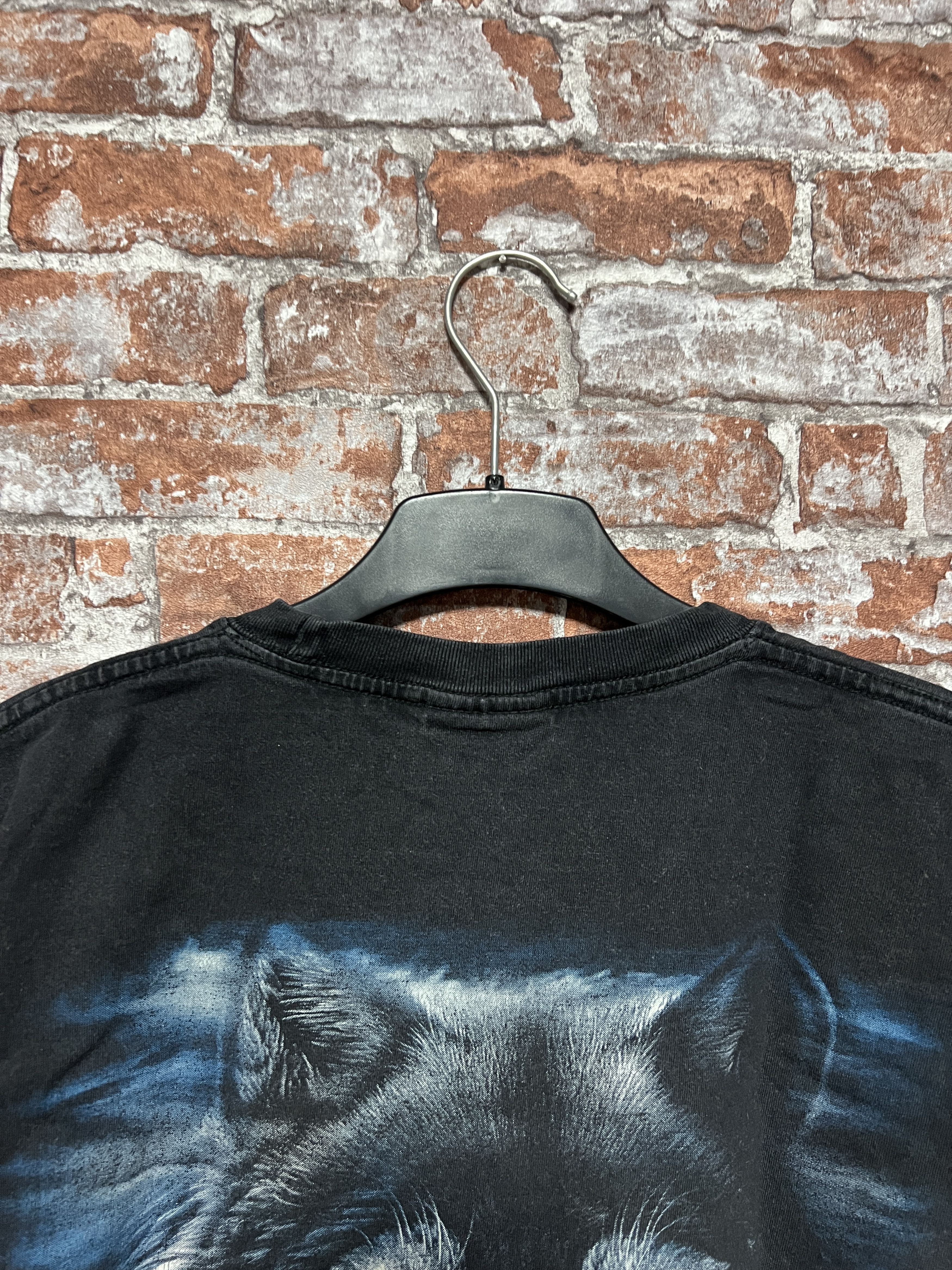 Vintage Vintage 2000s Legends Live Biker Wolf Graphic T-shirt Size US L / EU 52-54 / 3 - 12 Thumbnail