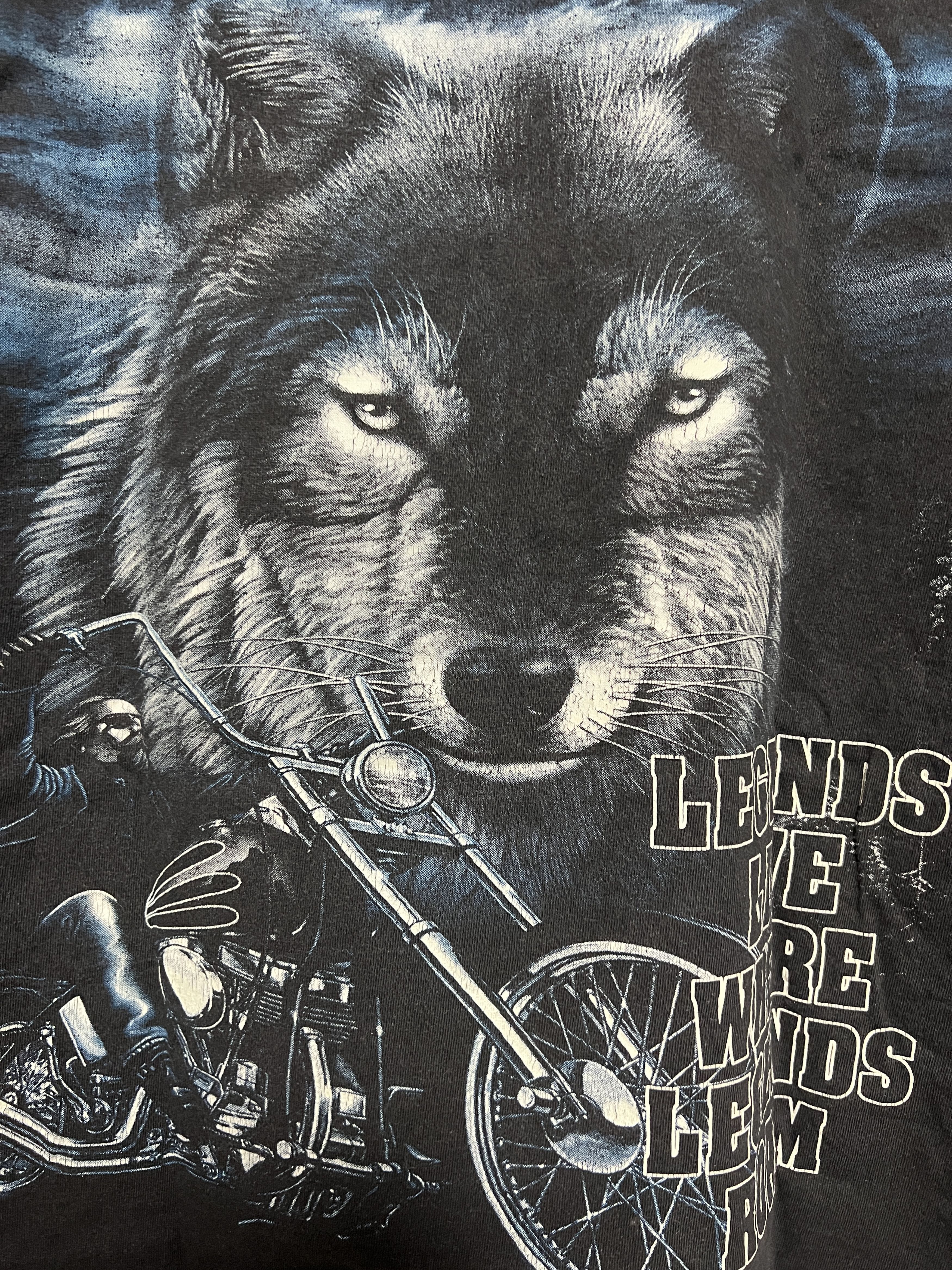Vintage Vintage 2000s Legends Live Biker Wolf Graphic T-shirt Size US L / EU 52-54 / 3 - 13 Thumbnail