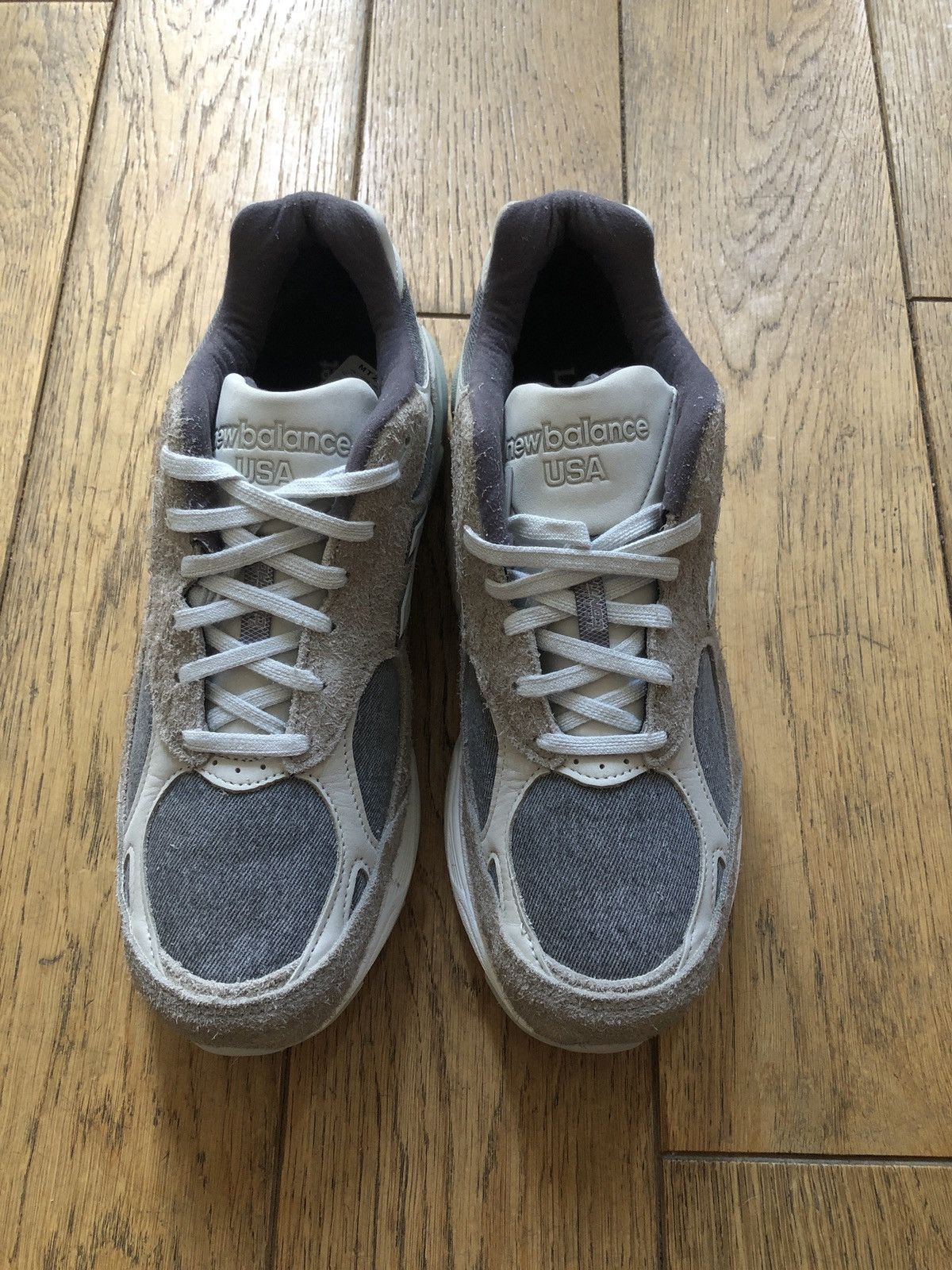 Levi's × New Balance New balance 990V3 x Levi’s Size US 11 / EU 44 - 4 Thumbnail