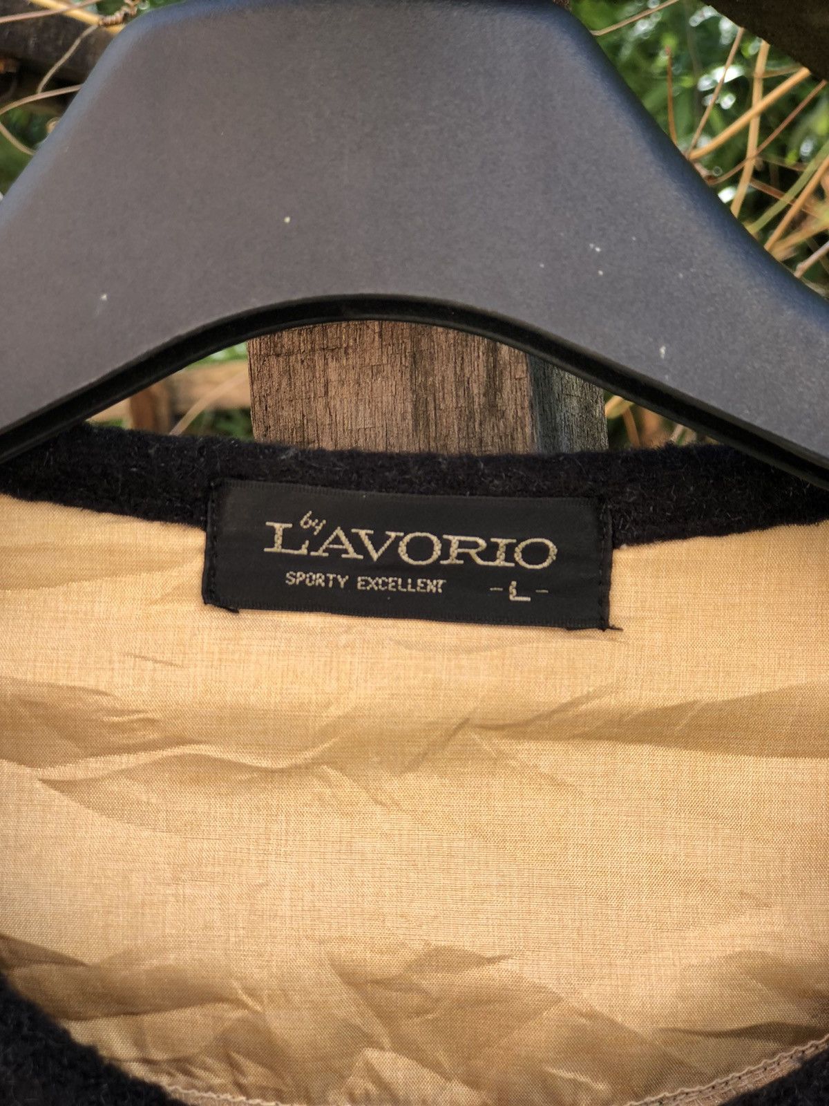Japanese Brand Vintage 80's Knitwear Distressed Sweater by Lavorio Size US L / EU 52-54 / 3 - 10 Thumbnail