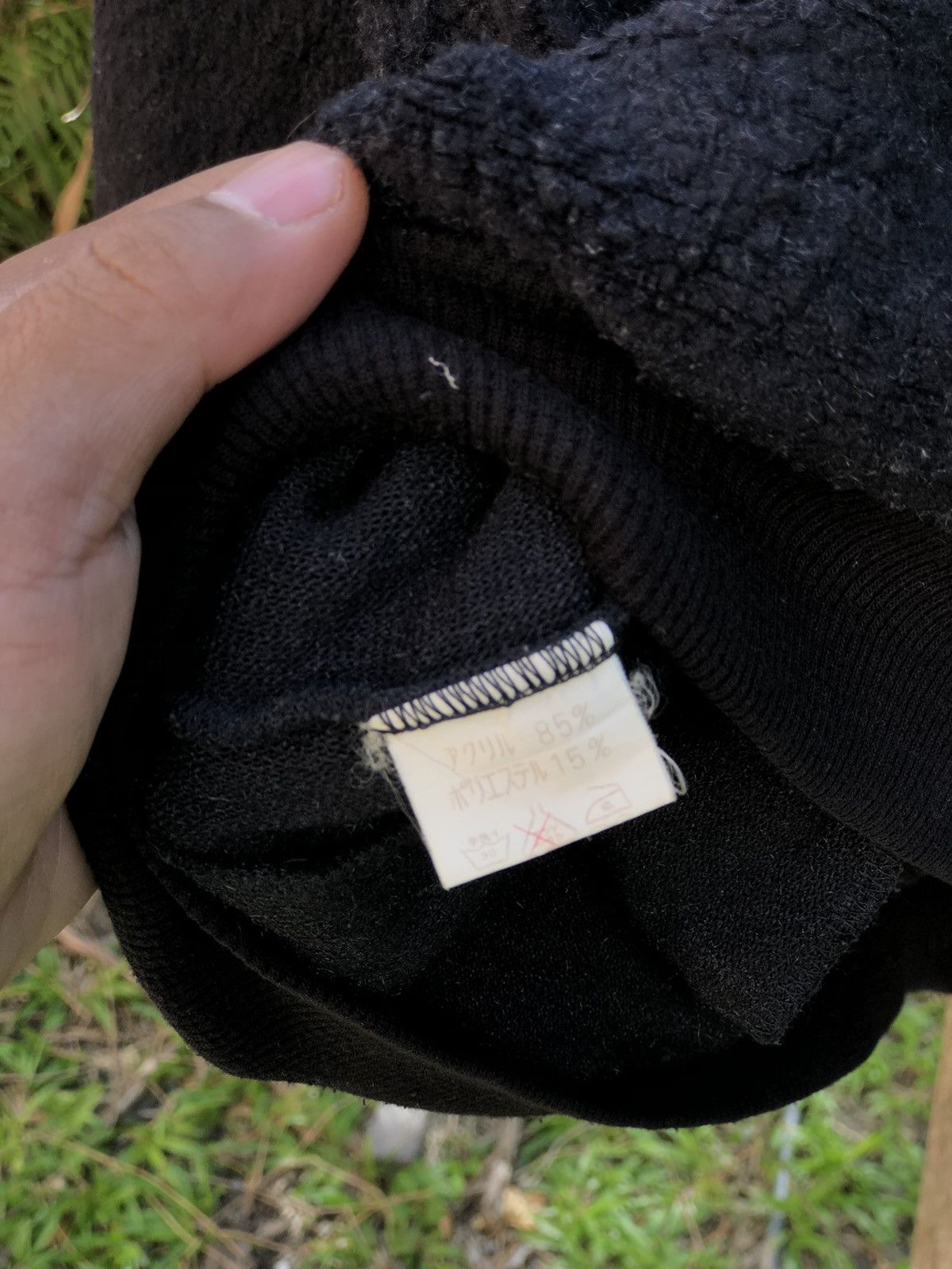 Japanese Brand Vintage 80's Knitwear Distressed Sweater by Lavorio Size US L / EU 52-54 / 3 - 11 Thumbnail