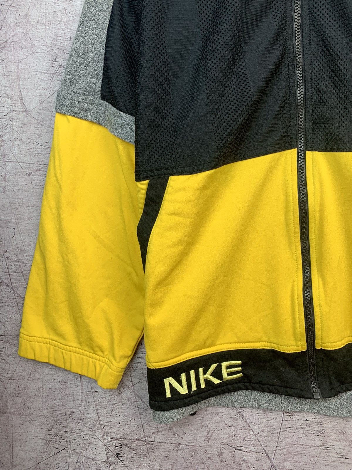 Nike Nike Vintage Mens Zip Hoodie Very Rare 90s Size US L / EU 52-54 / 3 - 8 Thumbnail