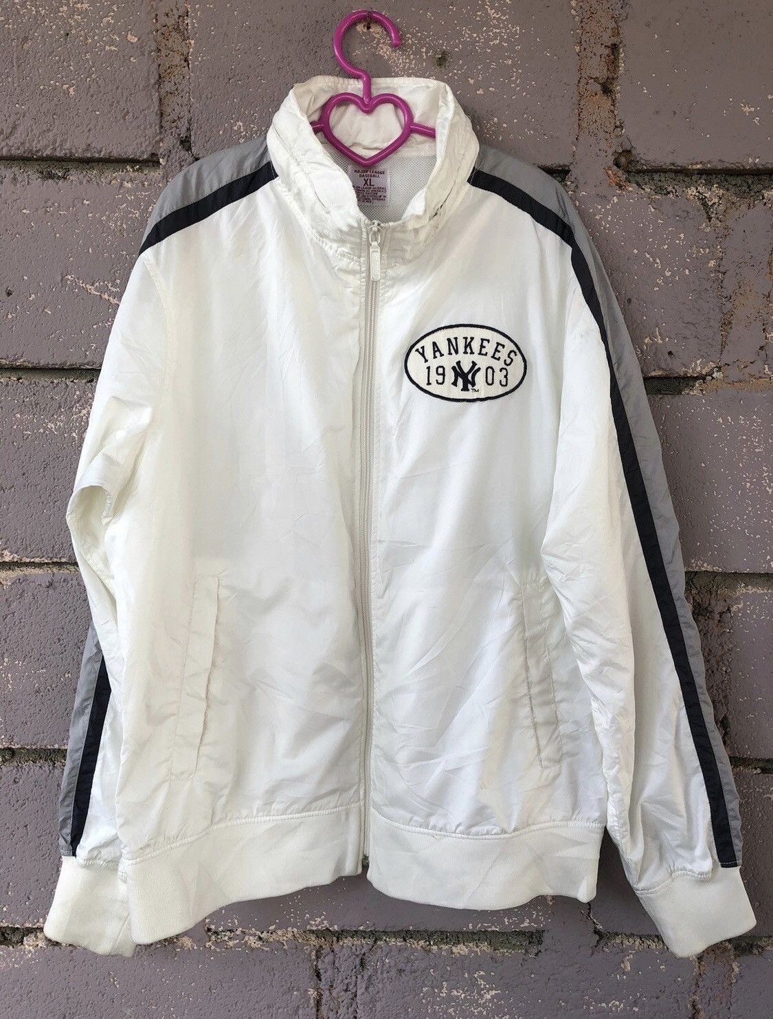 New York Yankees Vintage New York Yankees MLB Spell Out Big Logo Sweater Size US XL / EU 56 / 4 - 2 Thumbnail