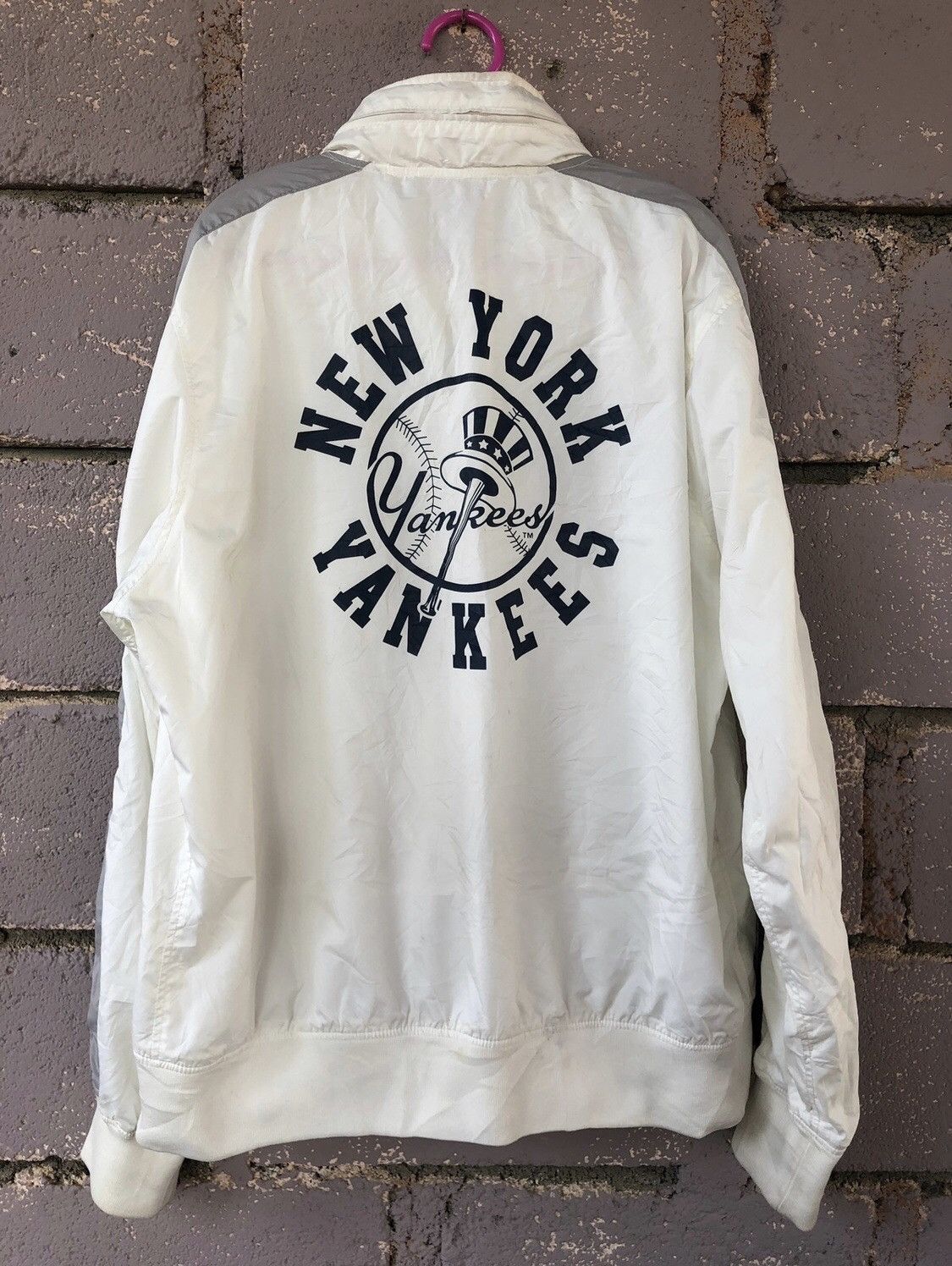 New York Yankees Vintage New York Yankees MLB Spell Out Big Logo Sweater Size US XL / EU 56 / 4 - 1 Thumbnail
