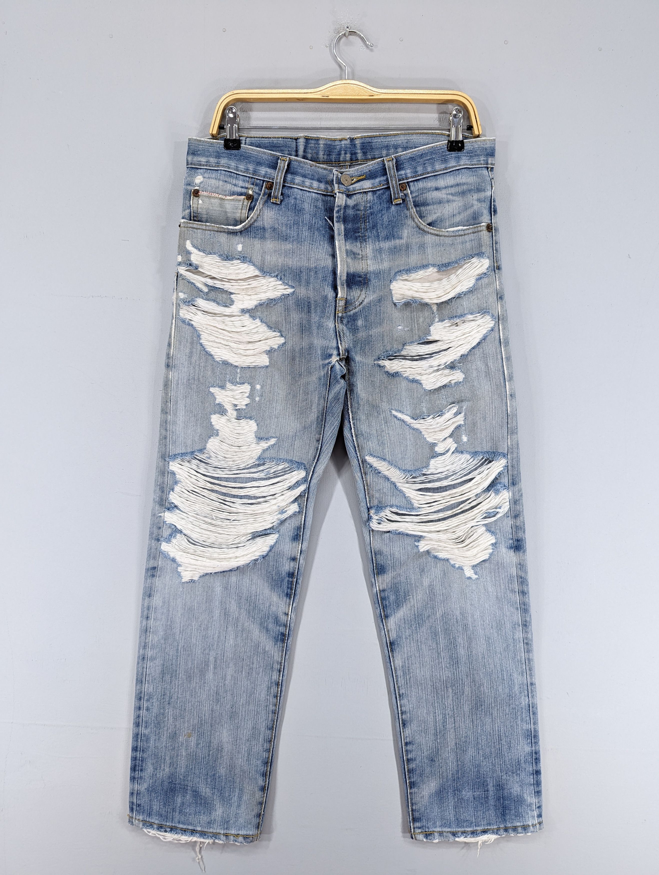 image of Distressed Denim x Levis Vintage Levi's 501Xx Redline Light Wash Distressed Jeans, Men's (Size 33)