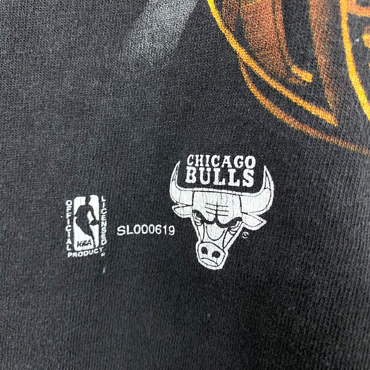 NBA × Vintage 1993 NBA WORLD CHAMPIONS CHICAGO BULLS THREE IN A ROW TEE Size US M / EU 48-50 / 2 - 5 Thumbnail